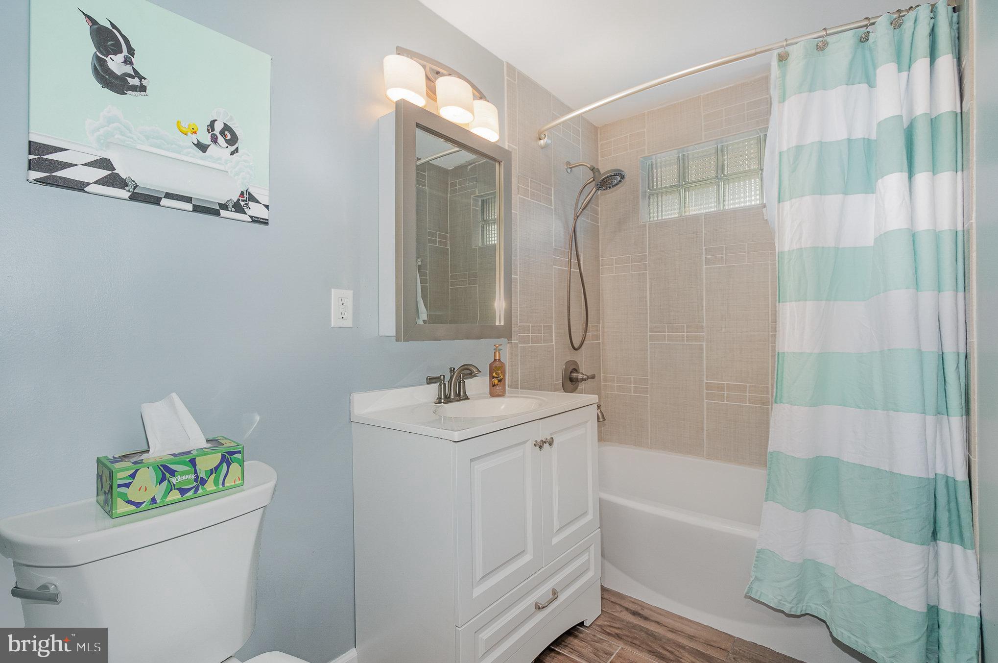 CEDAR CLIFF MANOR - Residential