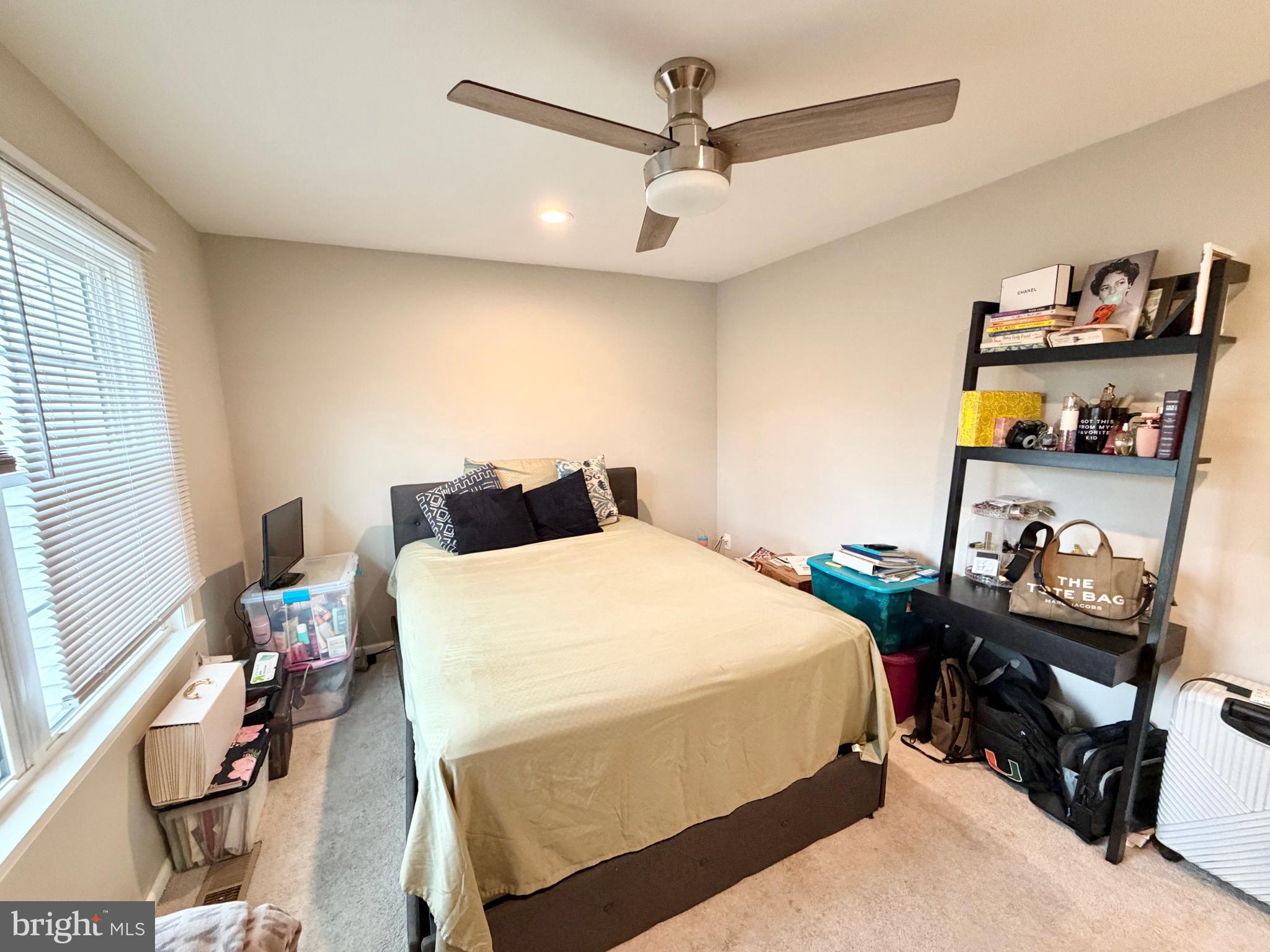 POHICK SQUARE - Residential