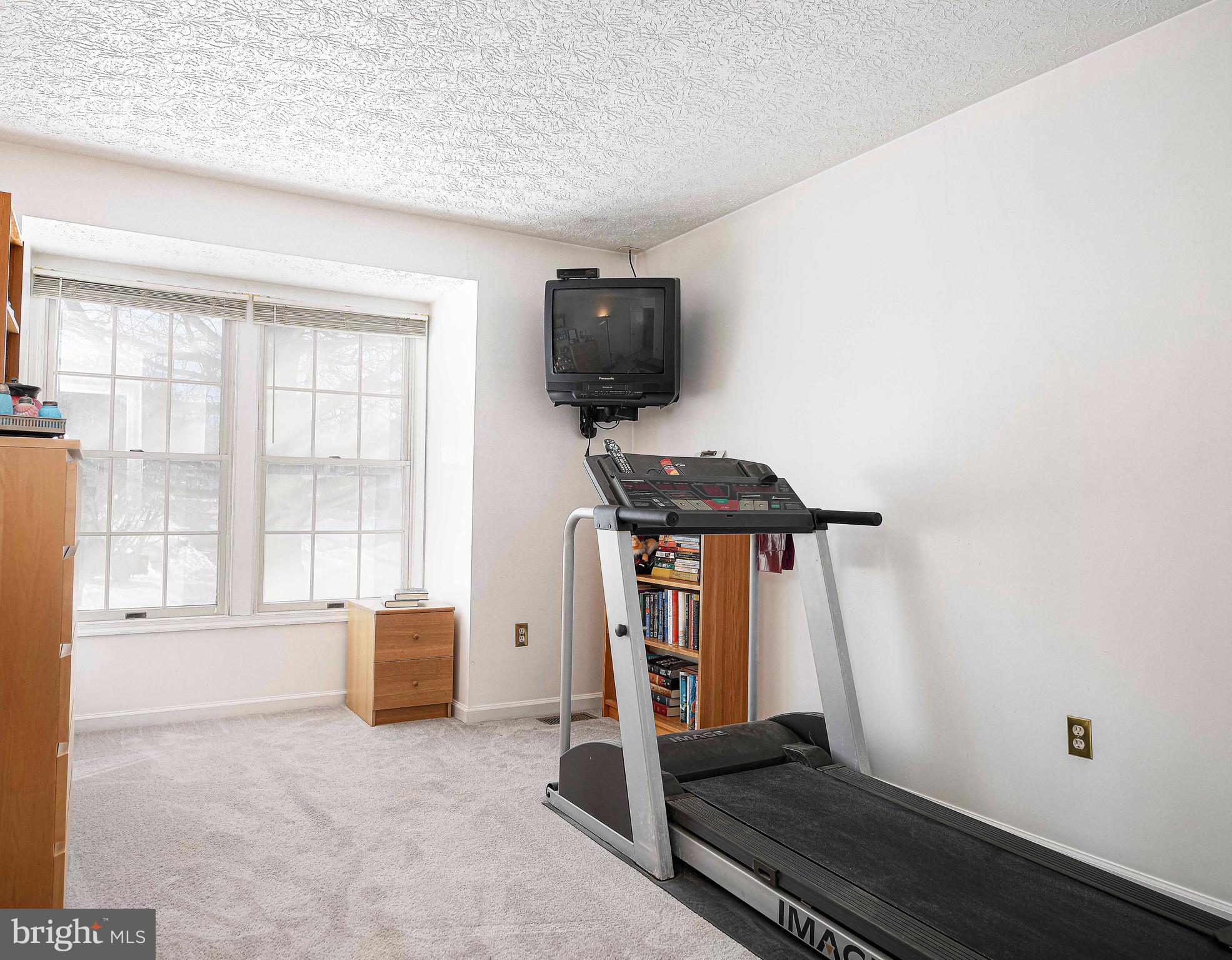 SINGER WOODS - Residential