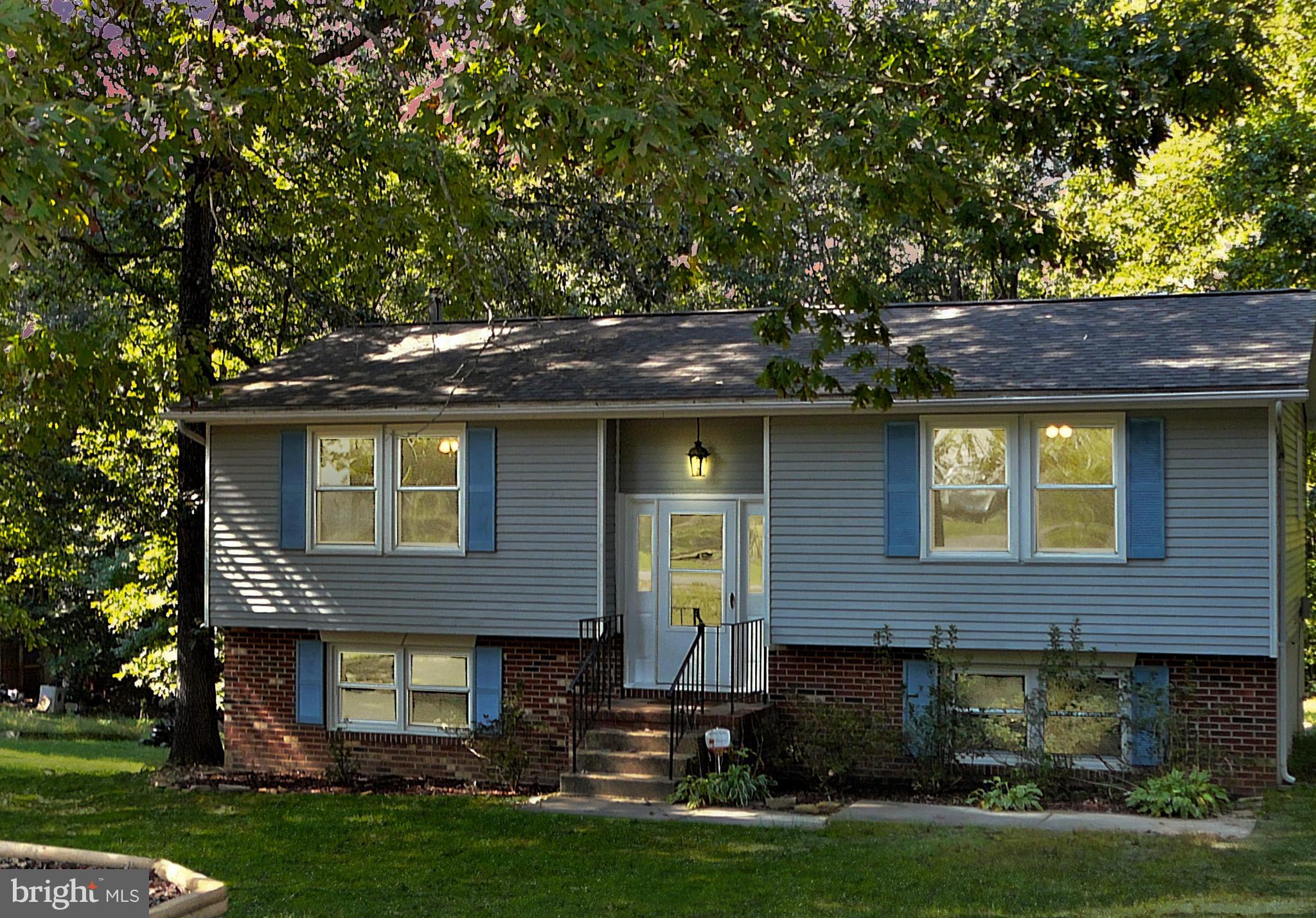 LAKEVIEW ESTATES - Residential