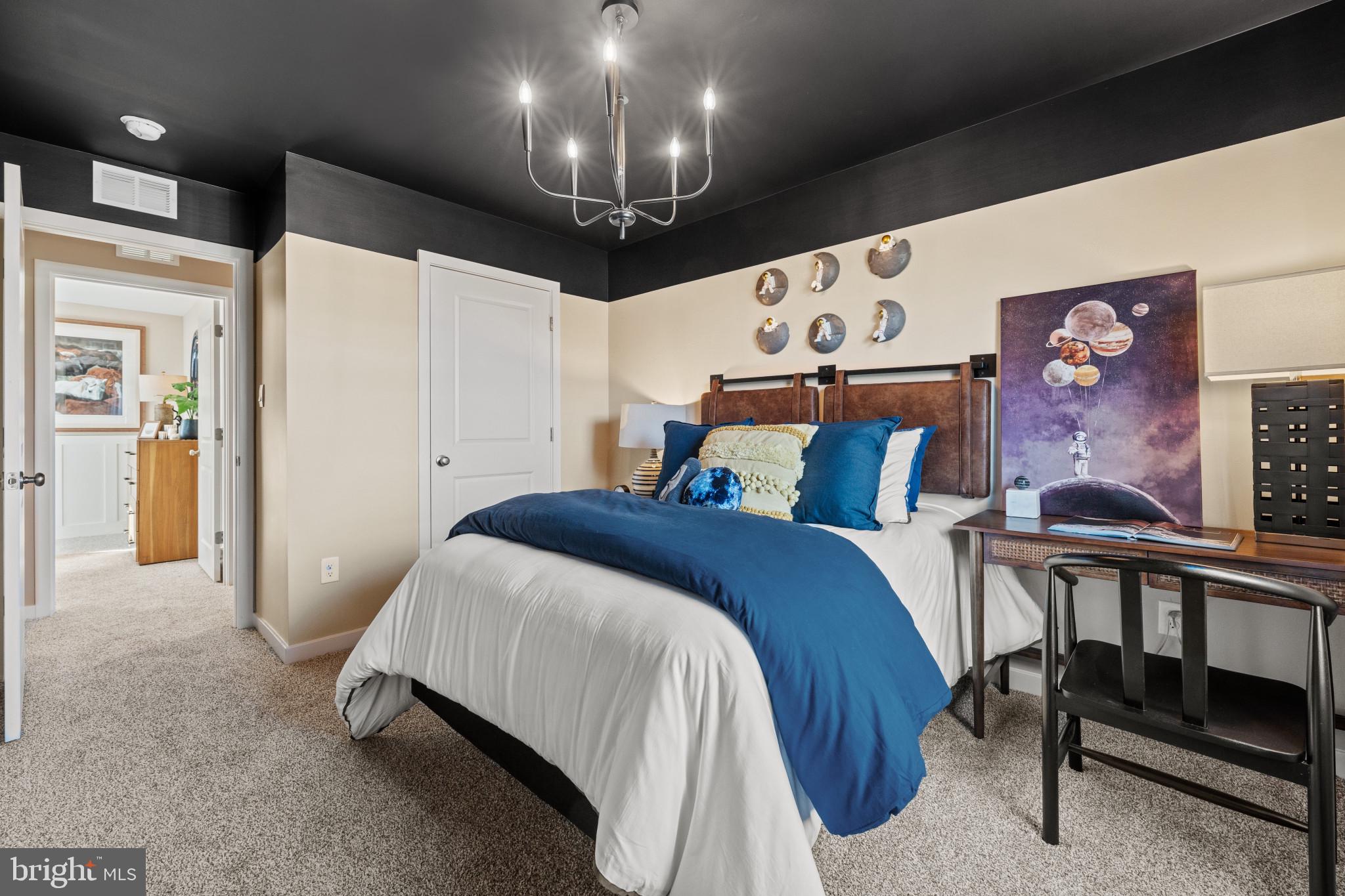 RIVERPOINTE - Residential