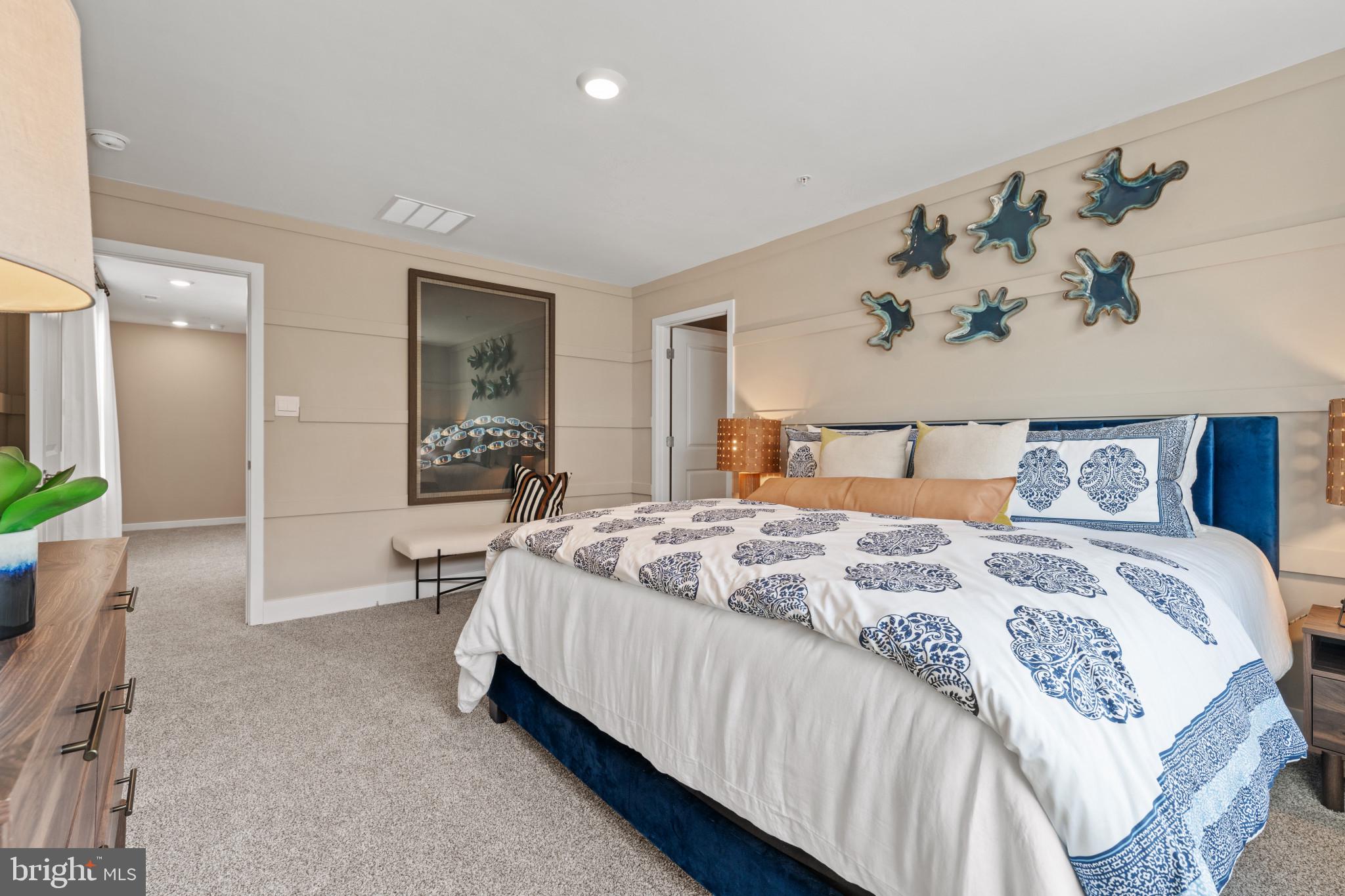 RIVERPOINTE - Residential