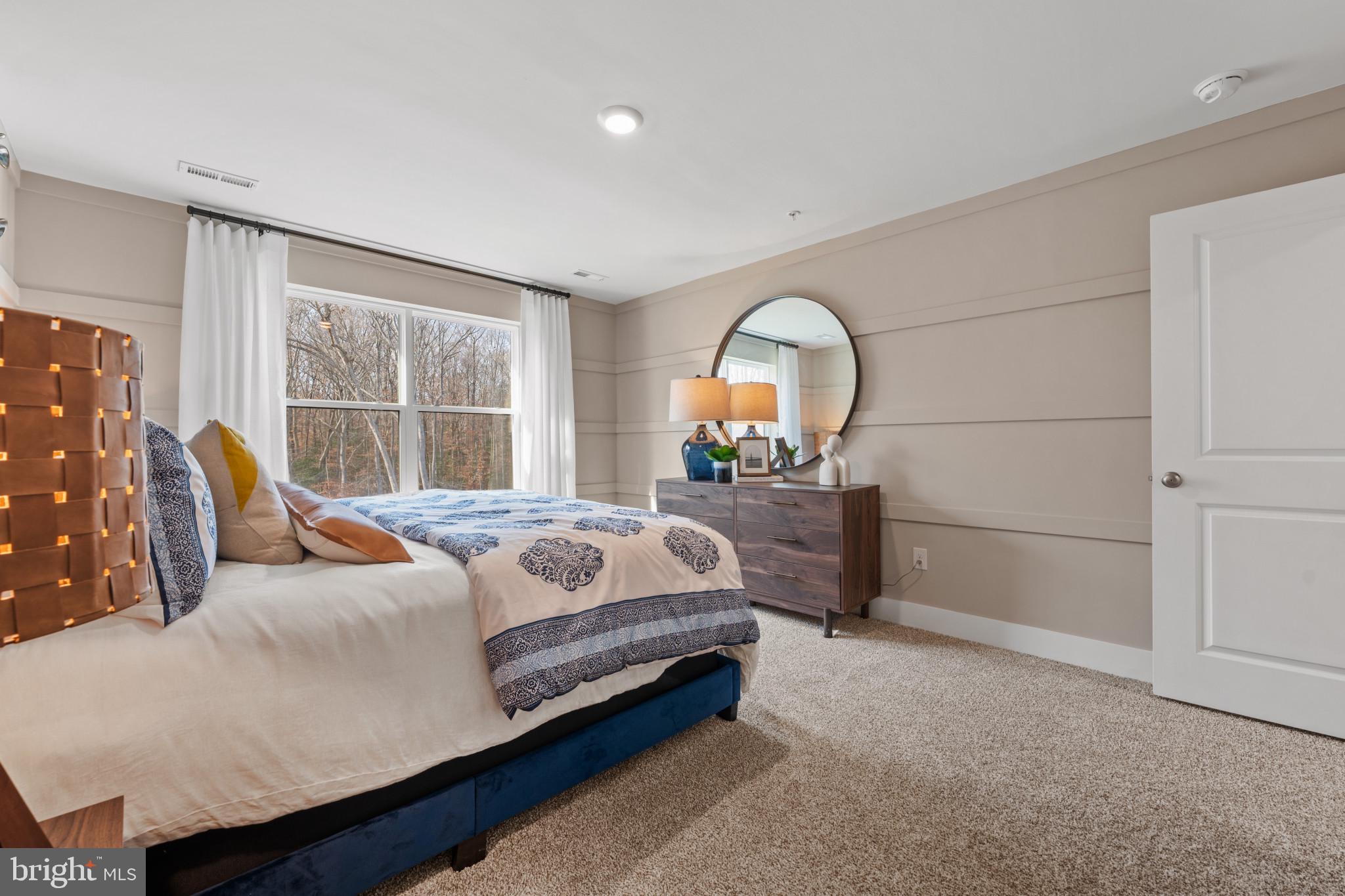 RIVERPOINTE - Residential