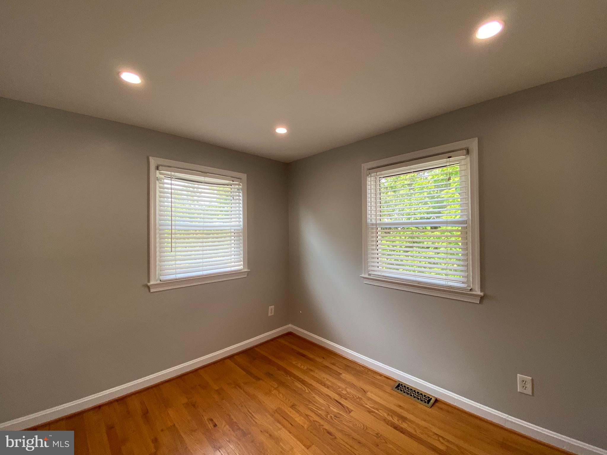 DEL RAY - Residential