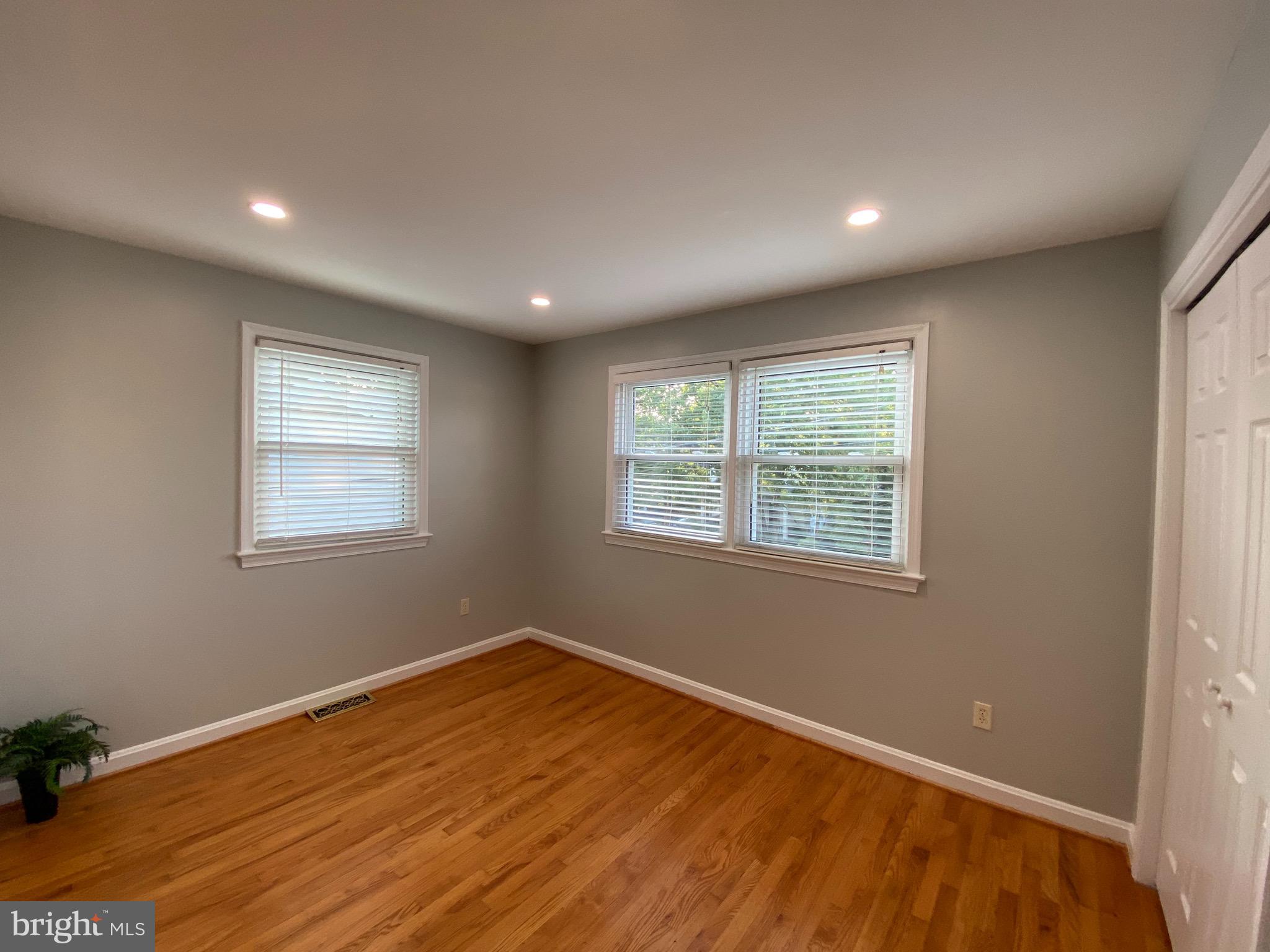 DEL RAY - Residential