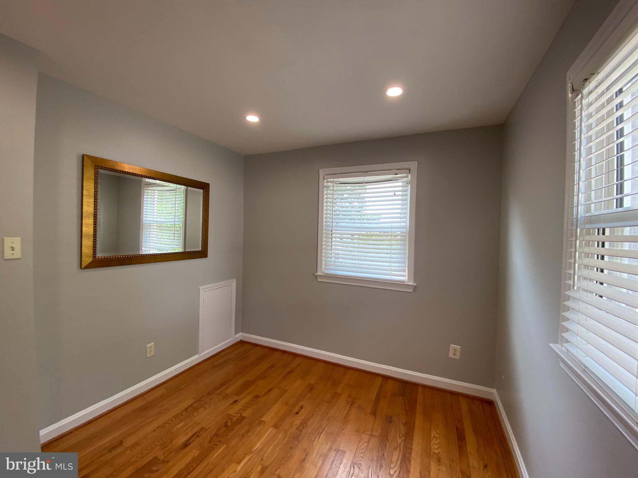 DEL RAY - Residential