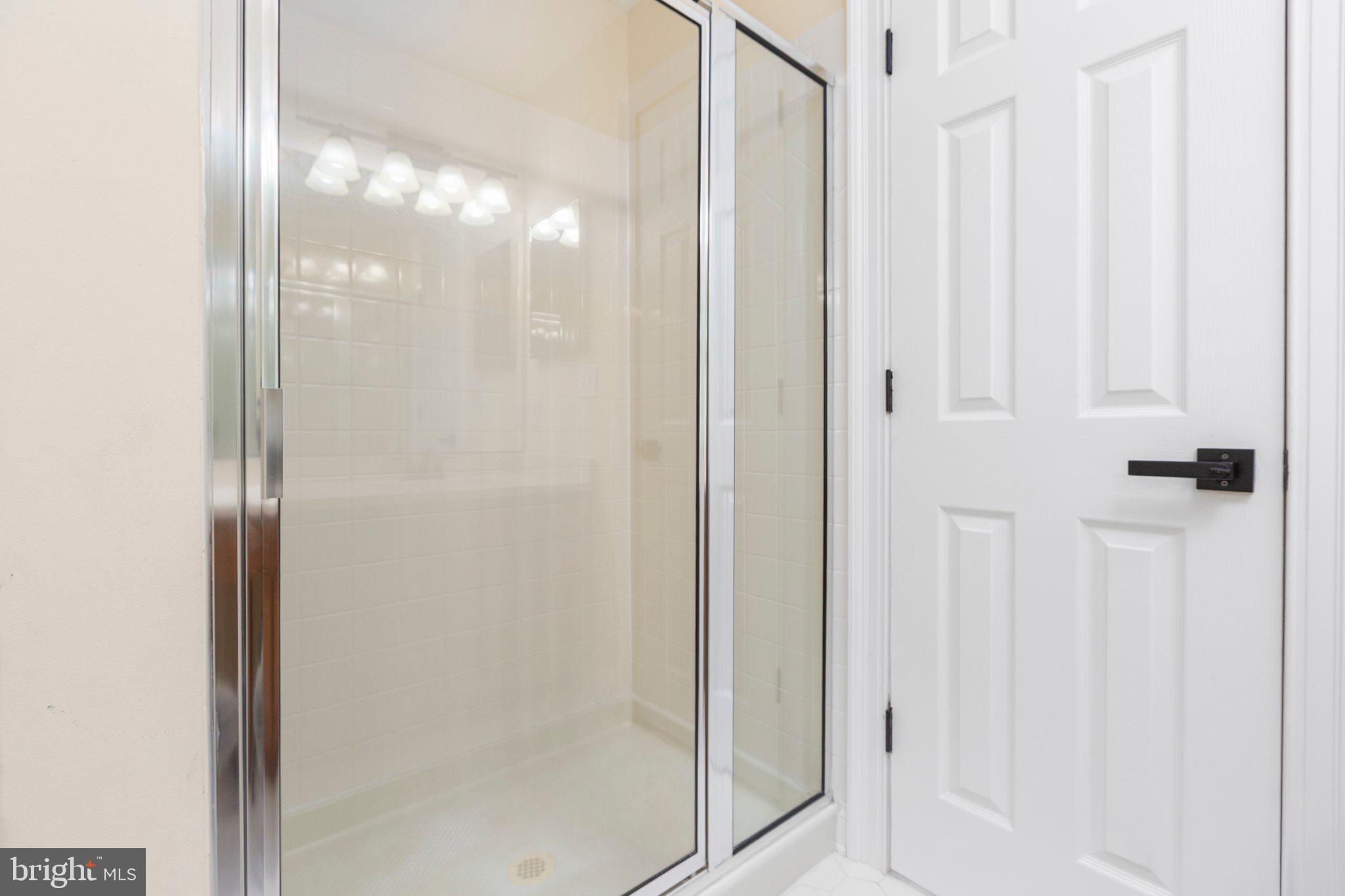 SEVEN LAKES - Residential