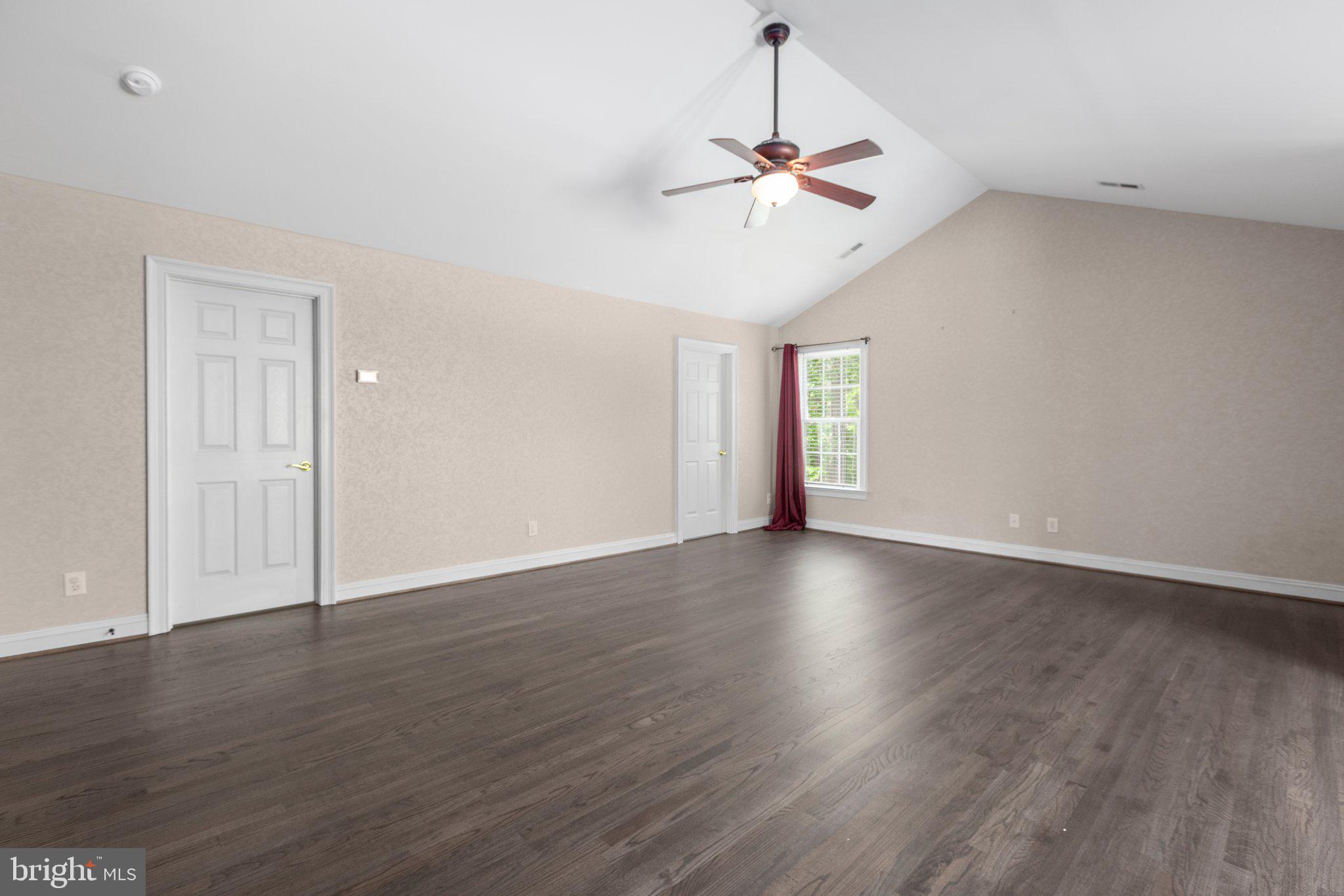 SEVEN LAKES - Residential