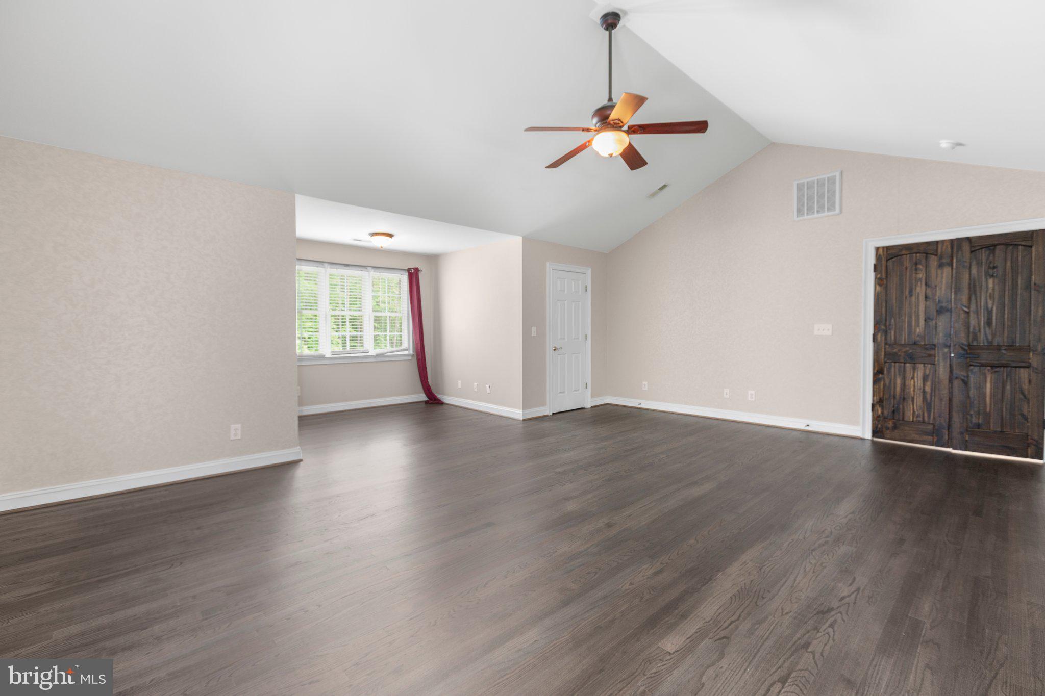 SEVEN LAKES - Residential