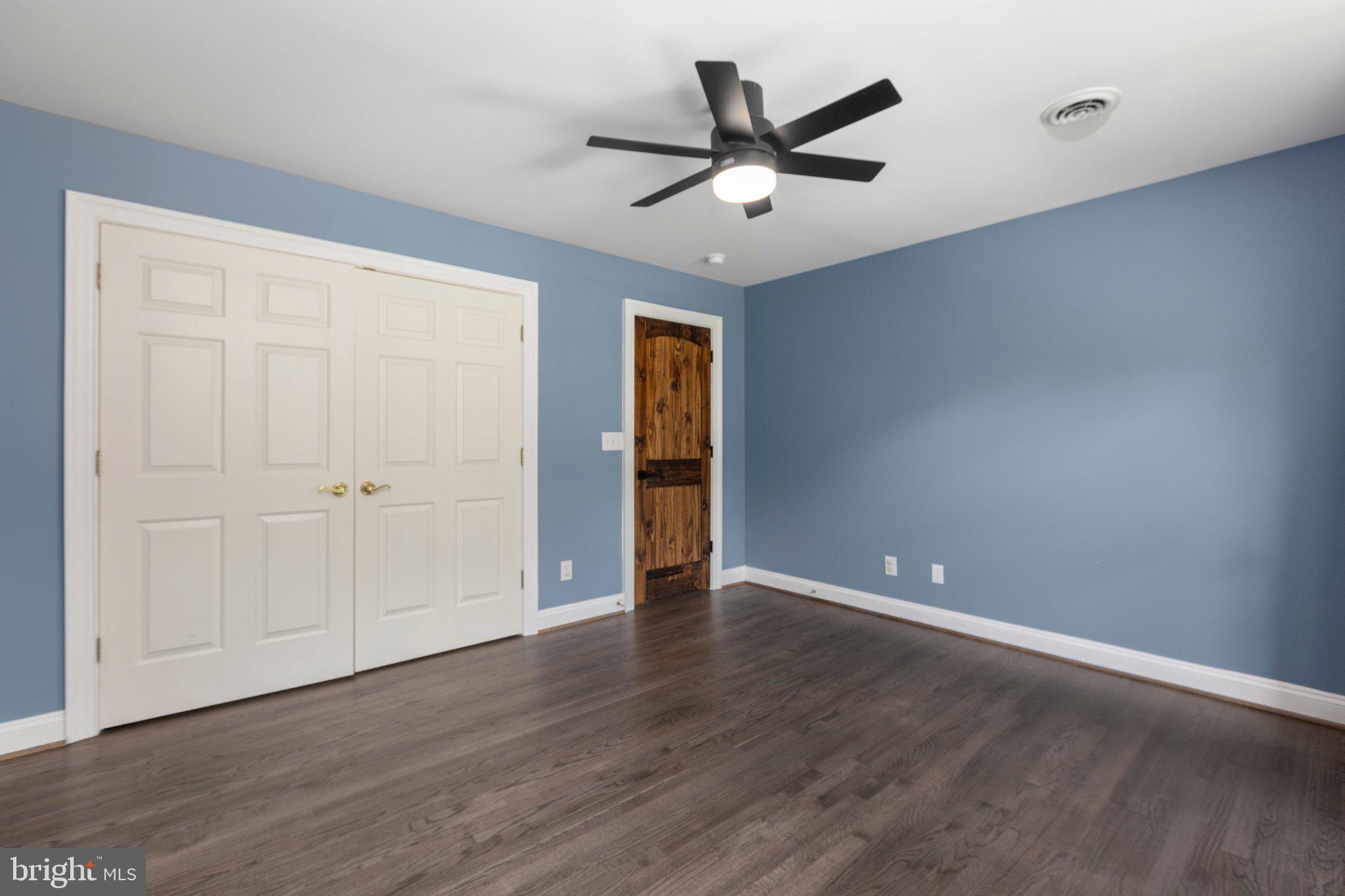 SEVEN LAKES - Residential