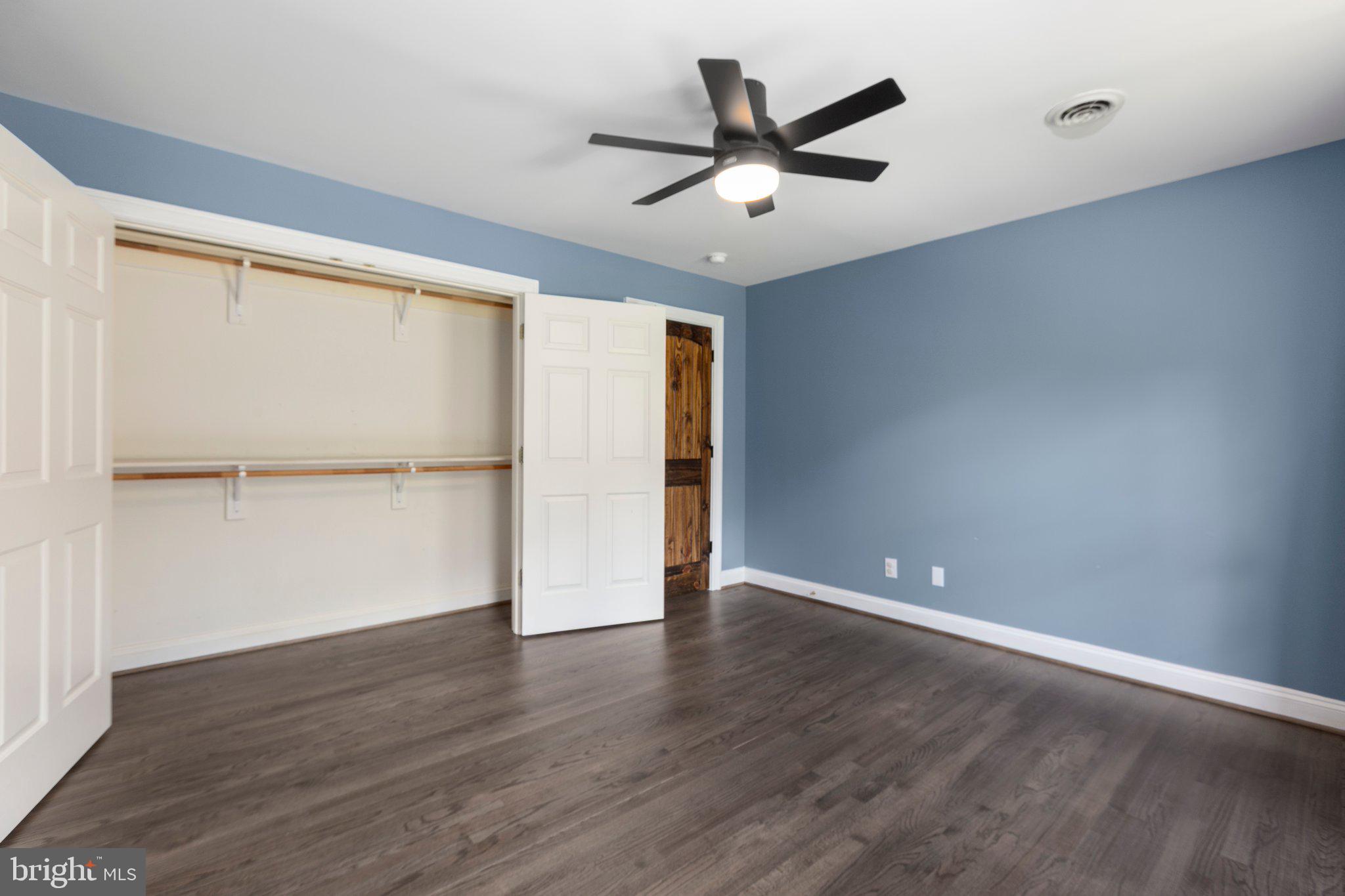 SEVEN LAKES - Residential