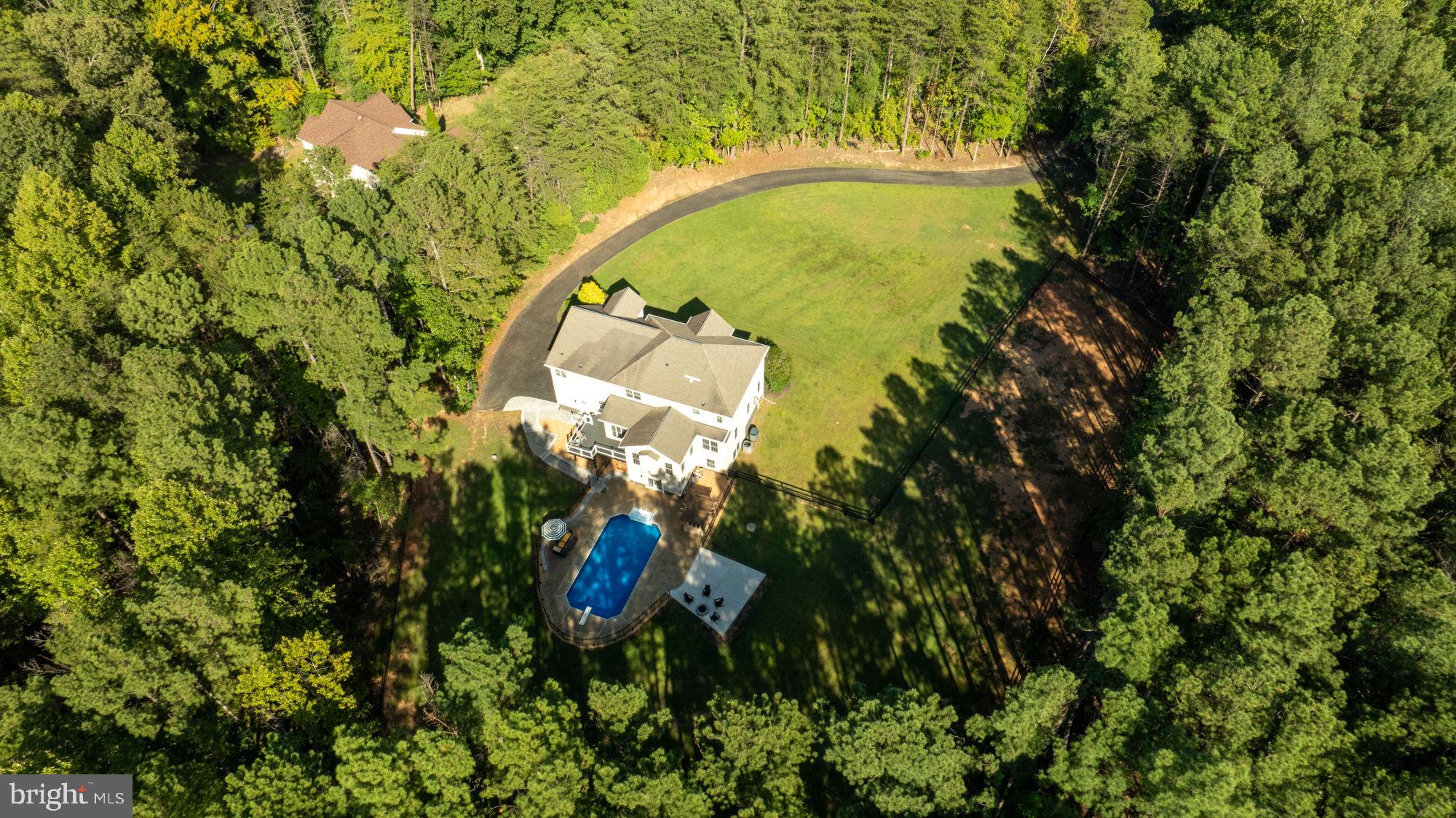 SEVEN LAKES - Residential