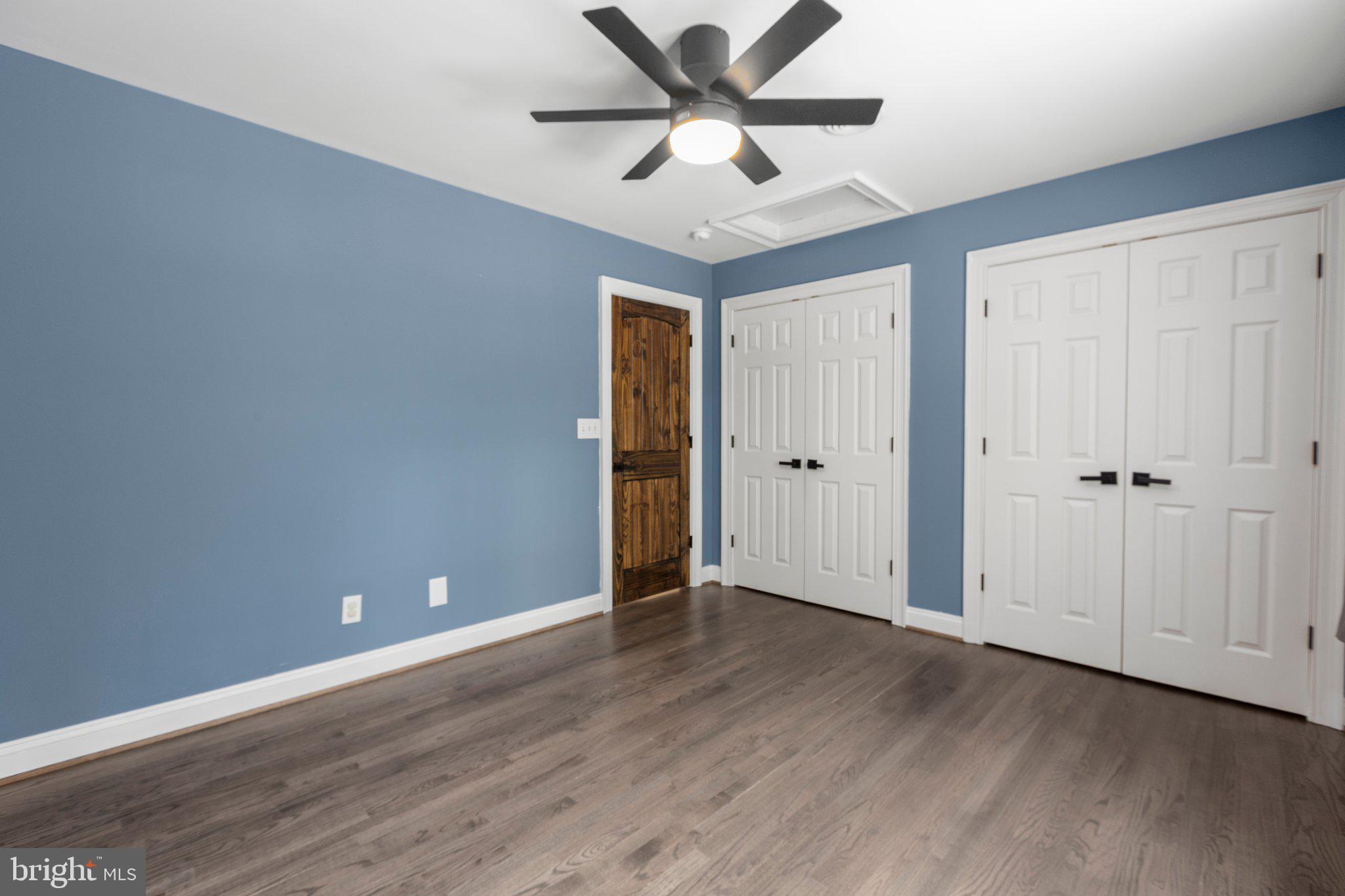 SEVEN LAKES - Residential