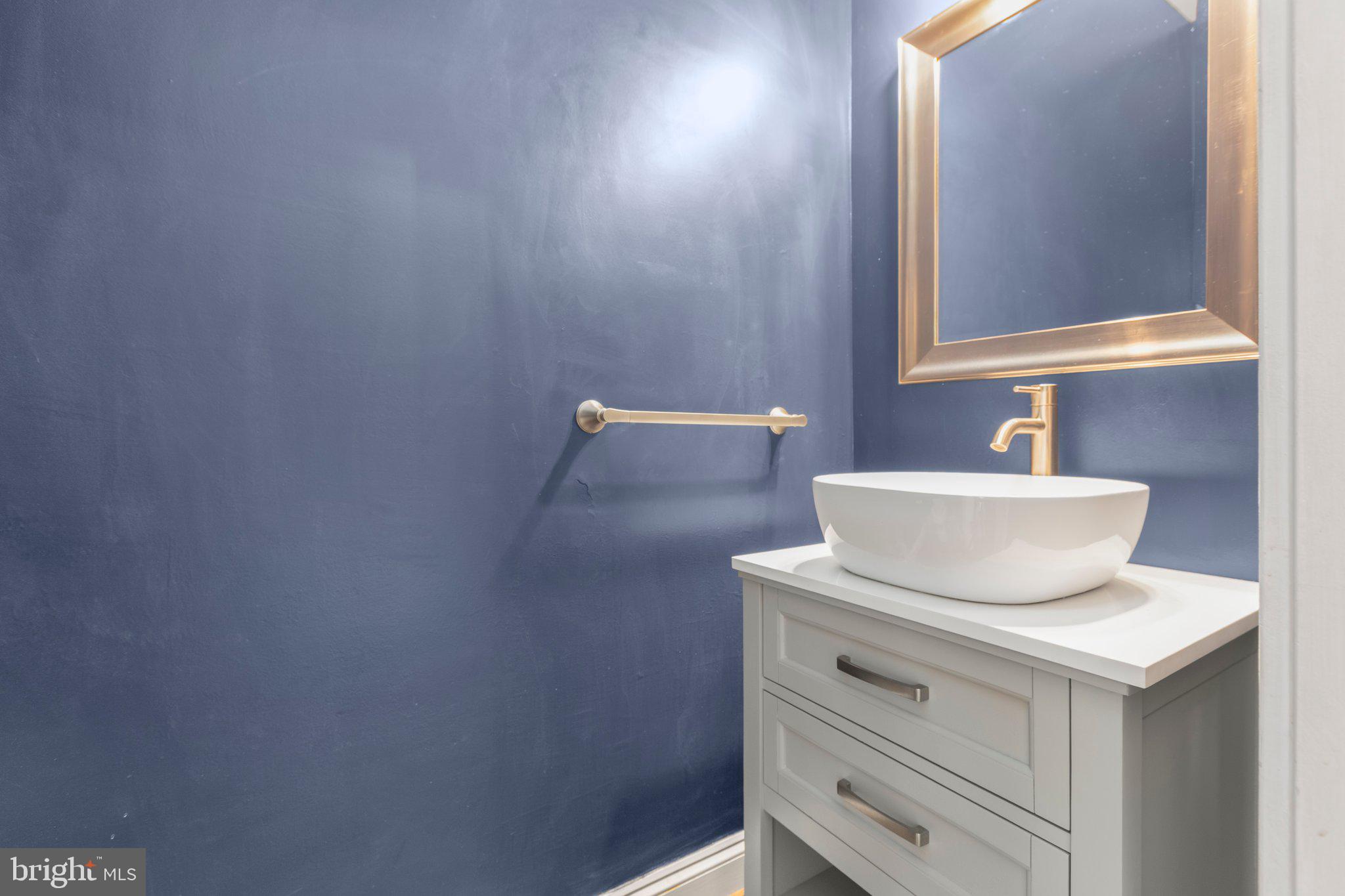 SEVEN LAKES - Residential