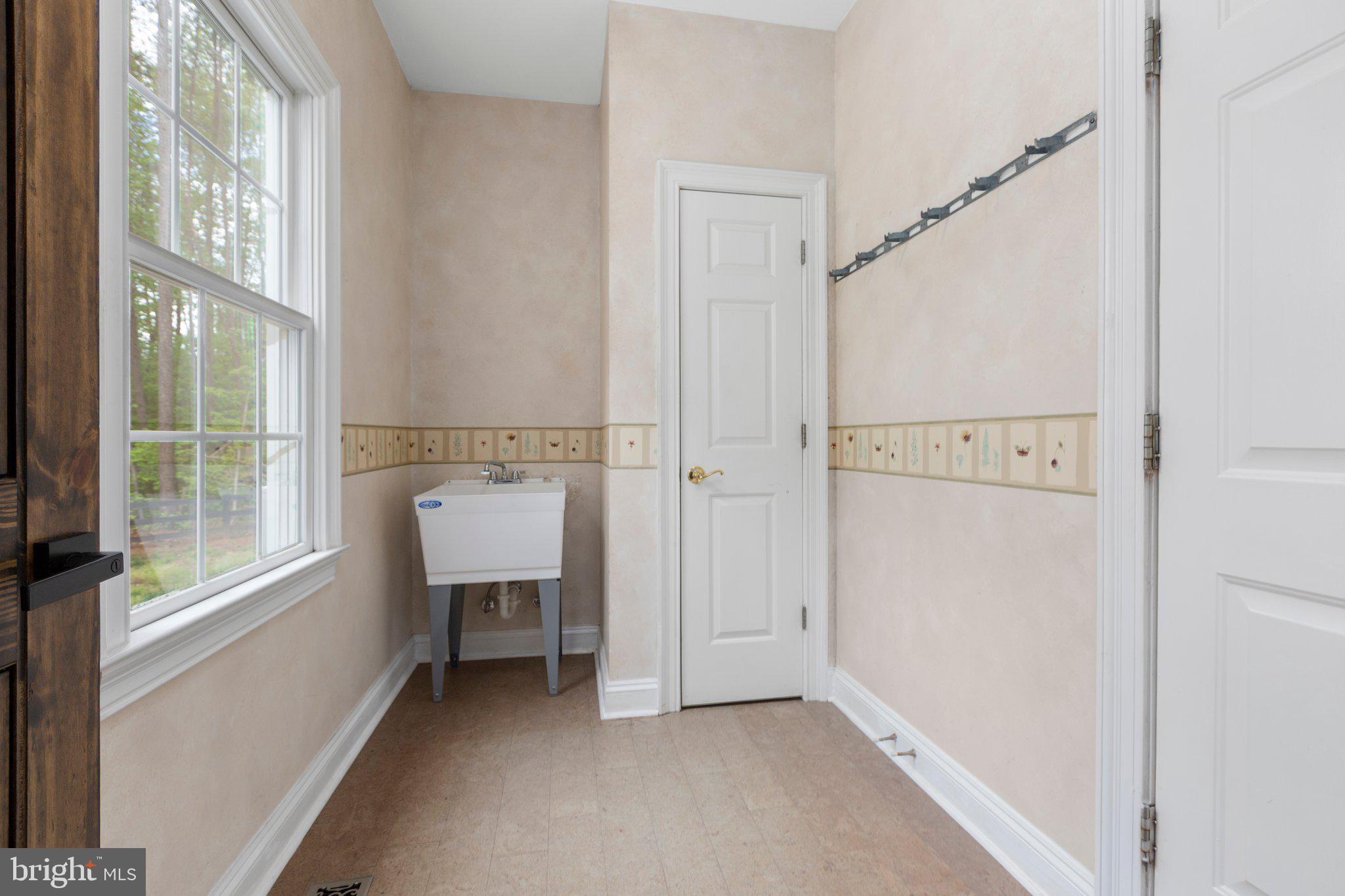 SEVEN LAKES - Residential