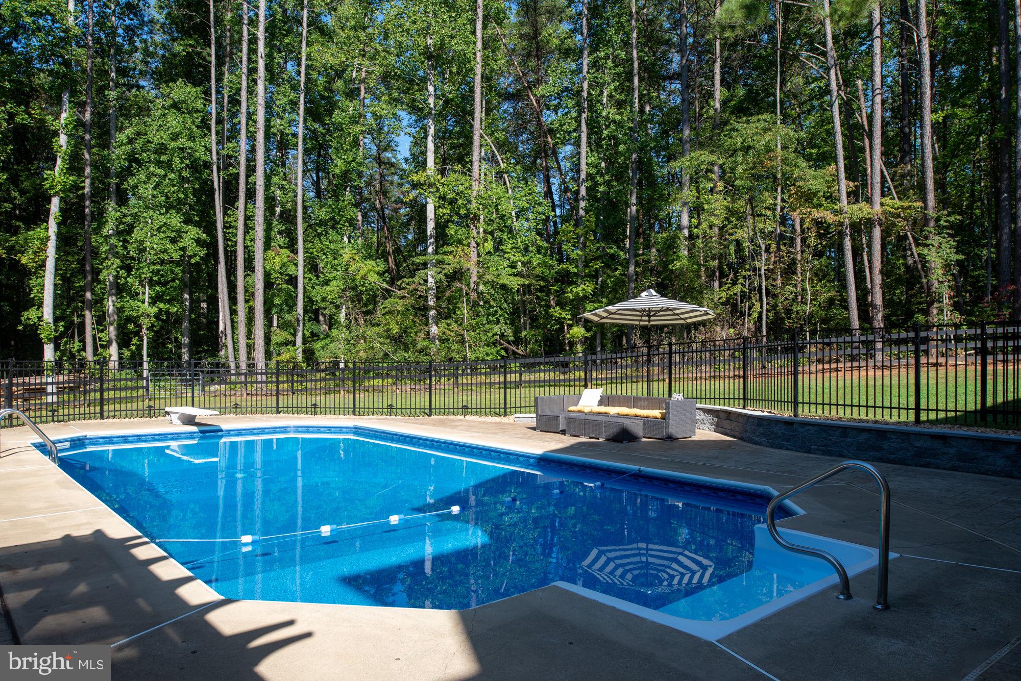 SEVEN LAKES - Residential