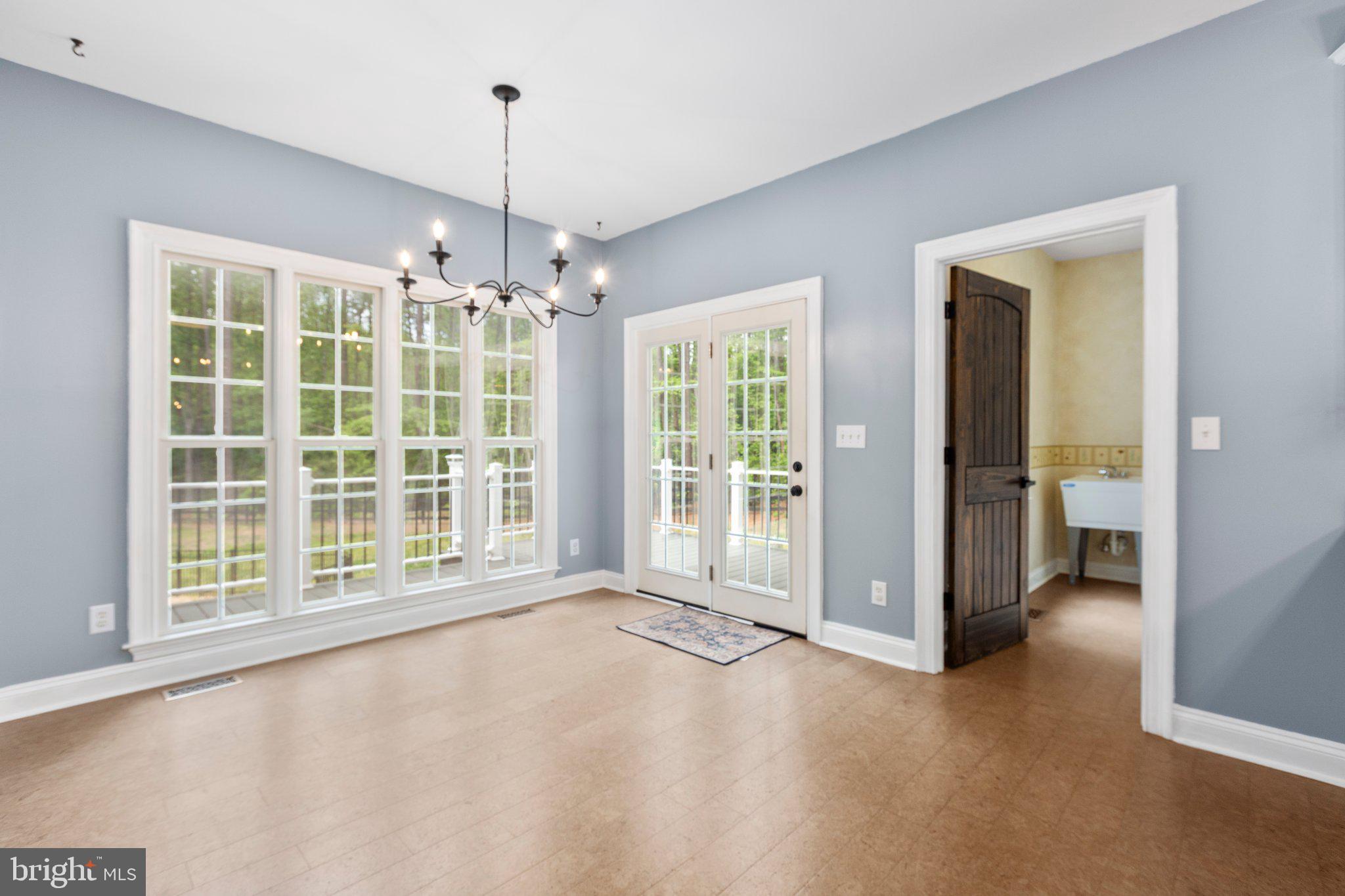 SEVEN LAKES - Residential