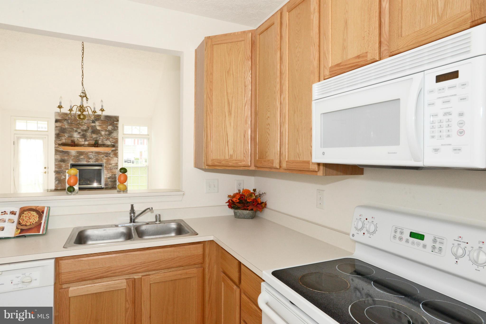 THE VILLAS AT HOLLYWOODS - Residential