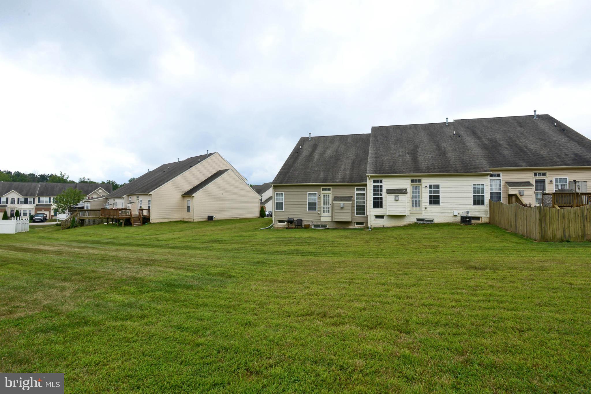 THE VILLAS AT HOLLYWOODS - Residential