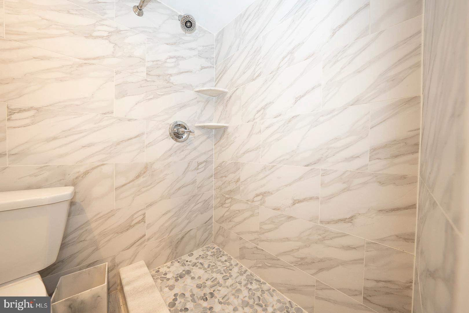 PASSYUNK SQUARE - Residential