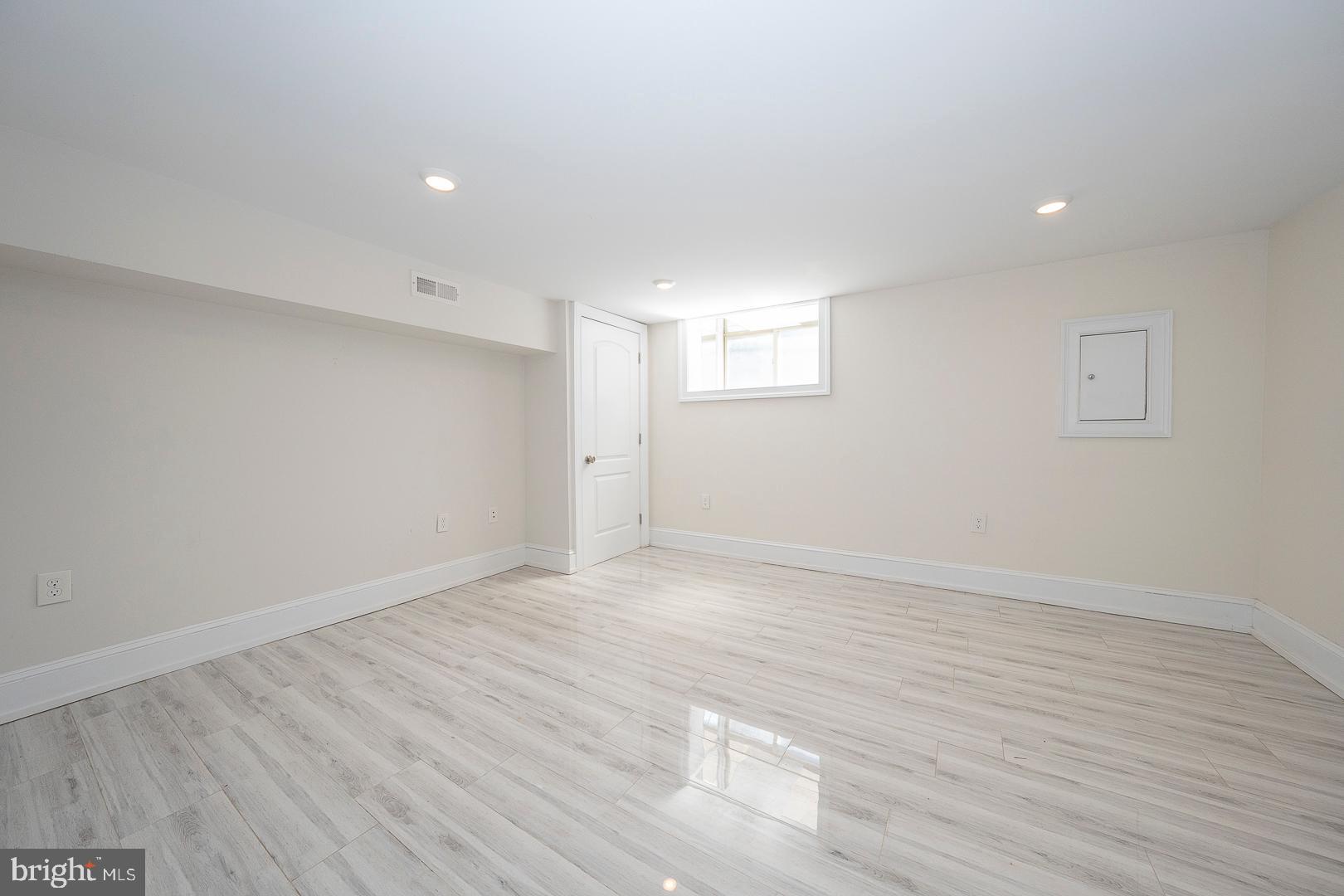 PASSYUNK SQUARE - Residential