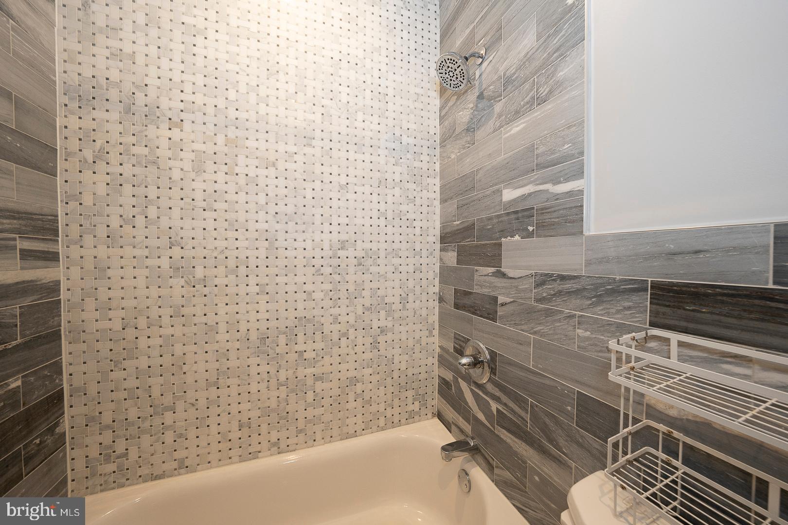 PASSYUNK SQUARE - Residential