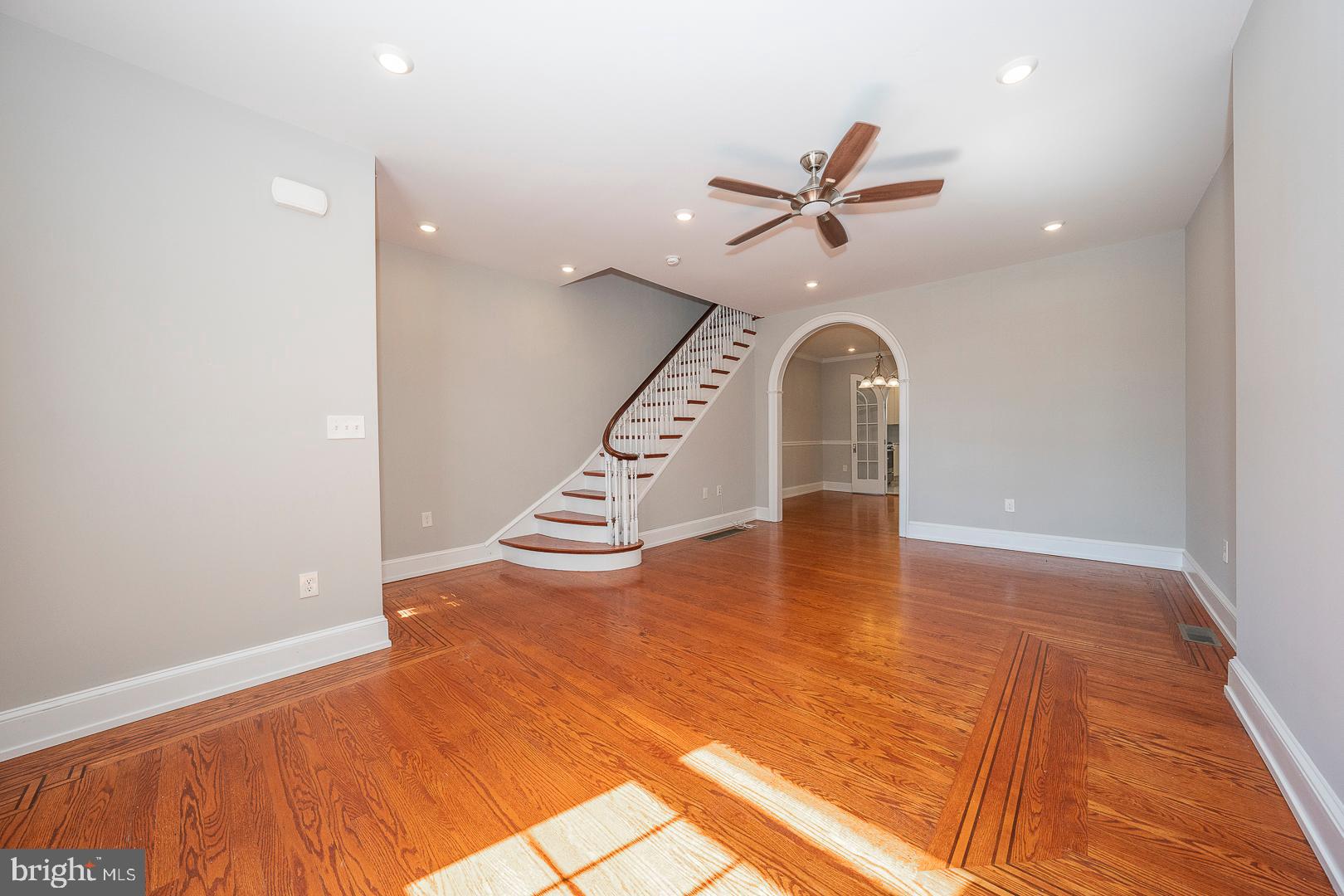 PASSYUNK SQUARE - Residential