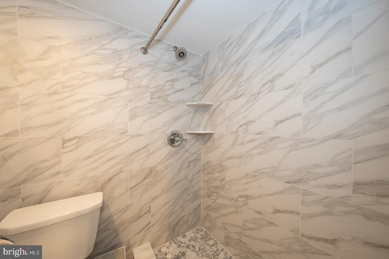 PASSYUNK SQUARE - Residential