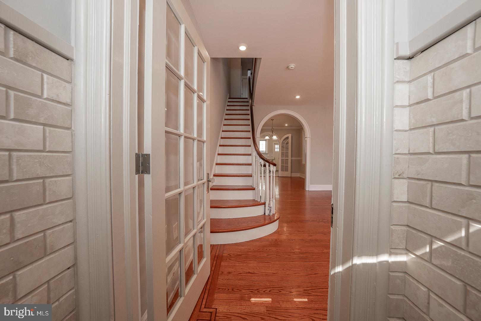 PASSYUNK SQUARE - Residential