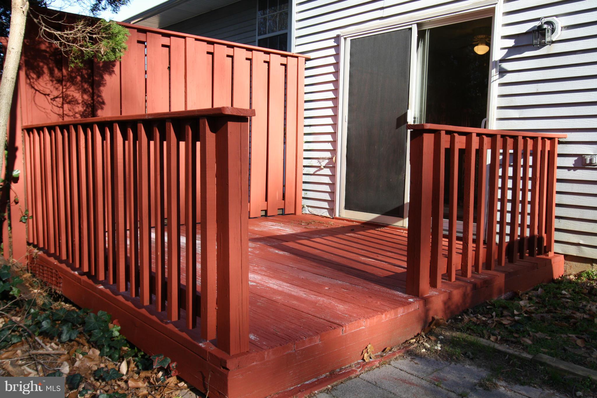 WHISPERING WOODS - Residential