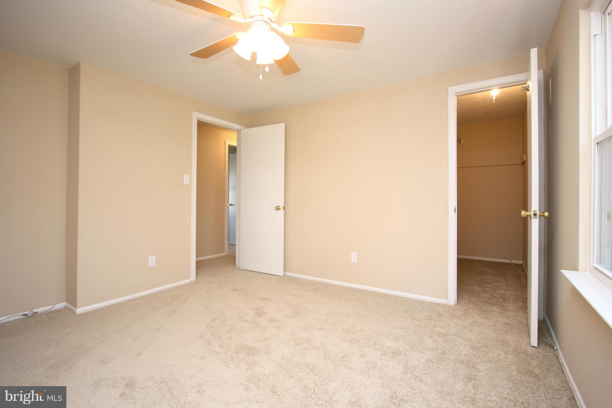 WHISPERING WOODS - Residential