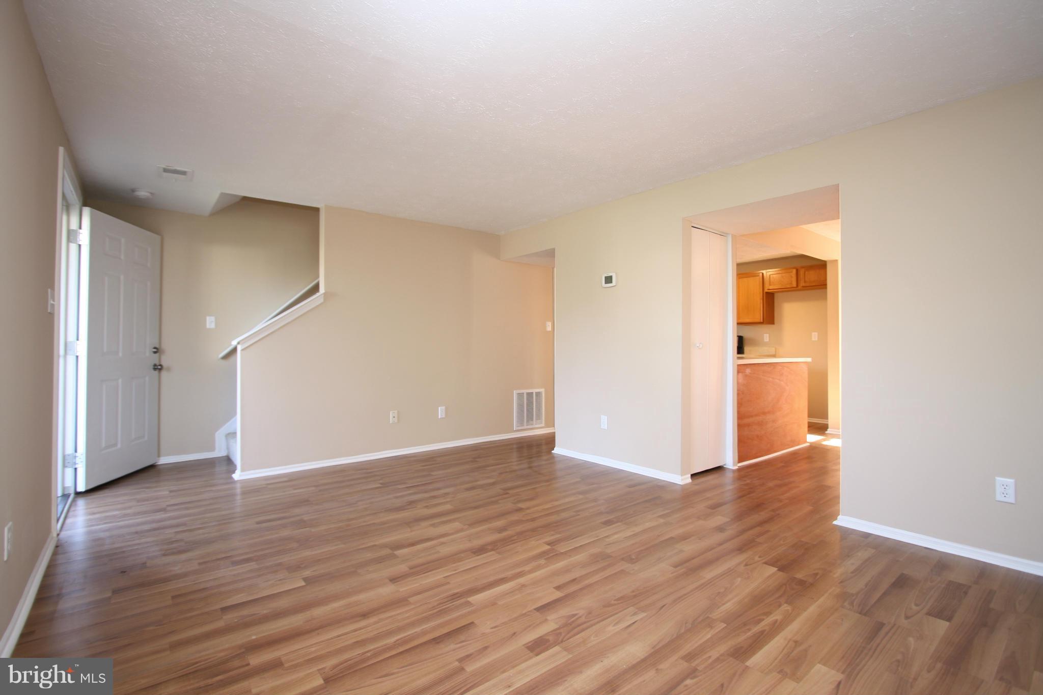 WHISPERING WOODS - Residential