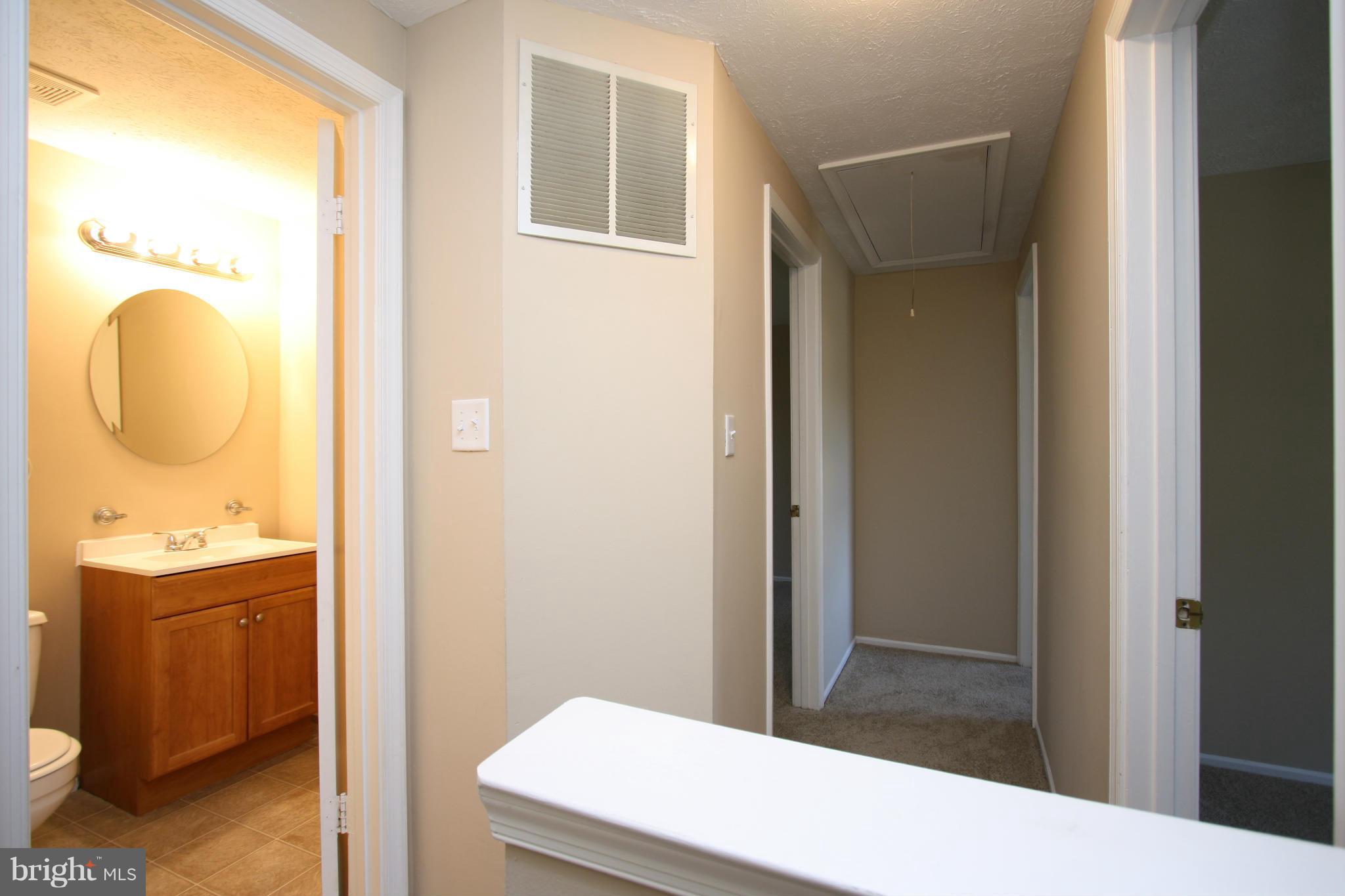 WHISPERING WOODS - Residential