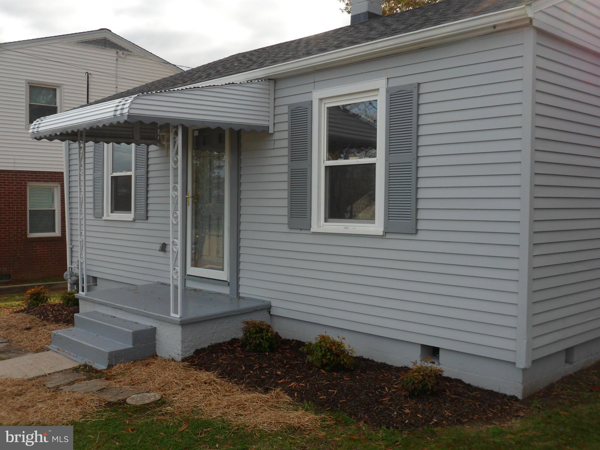 EDGEWATER - Residential