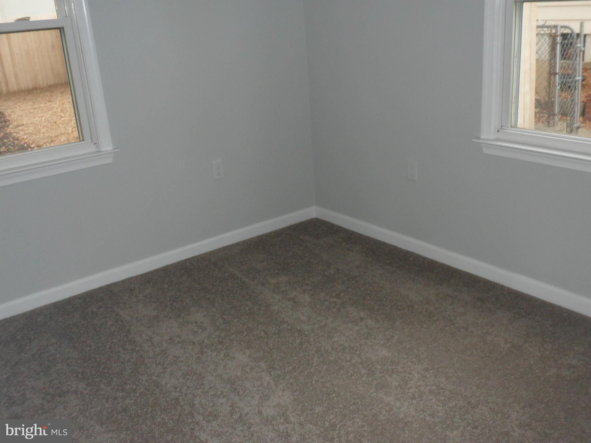 EDGEWATER - Residential