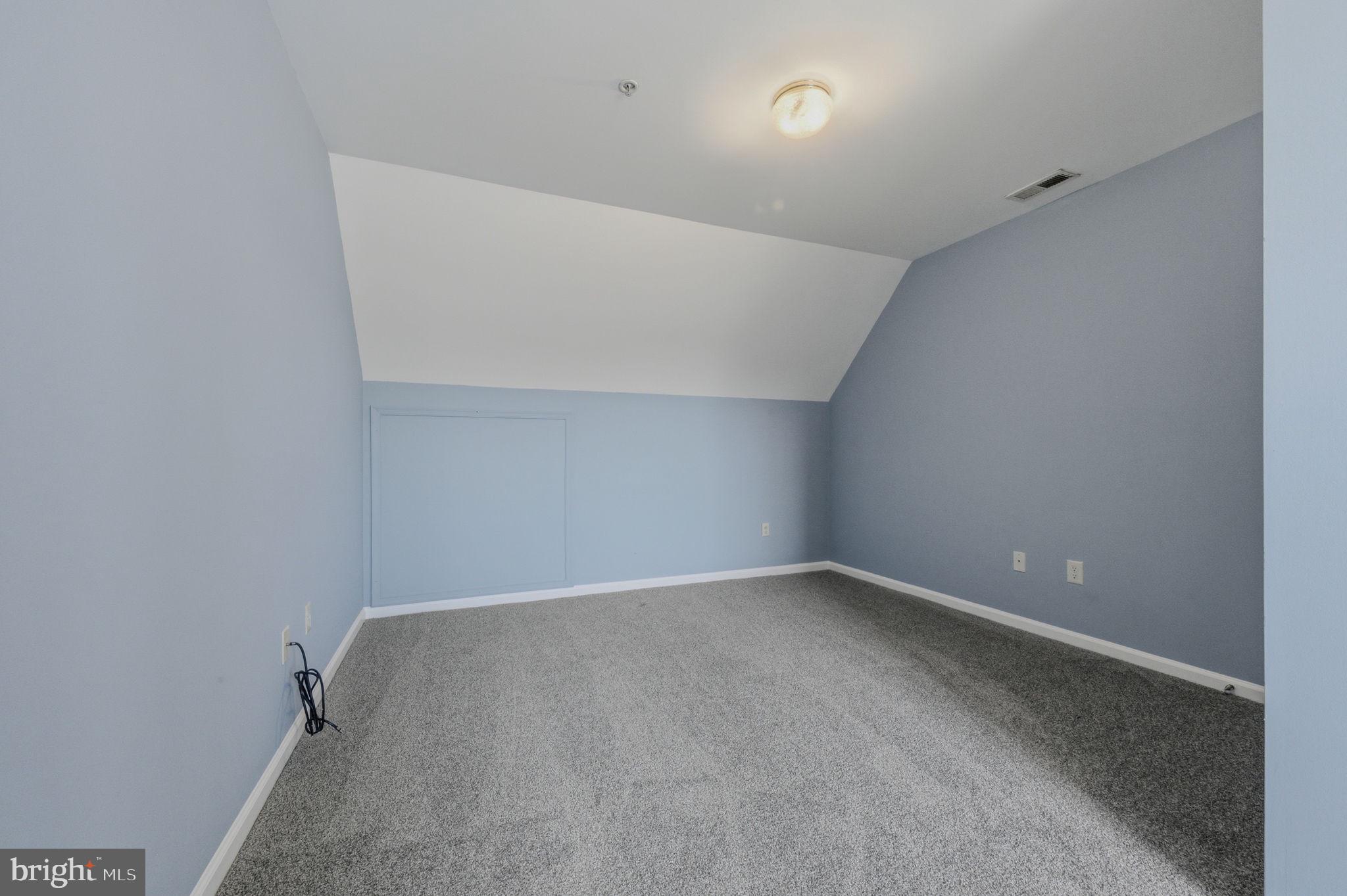 CEDAR COMMONS - Residential