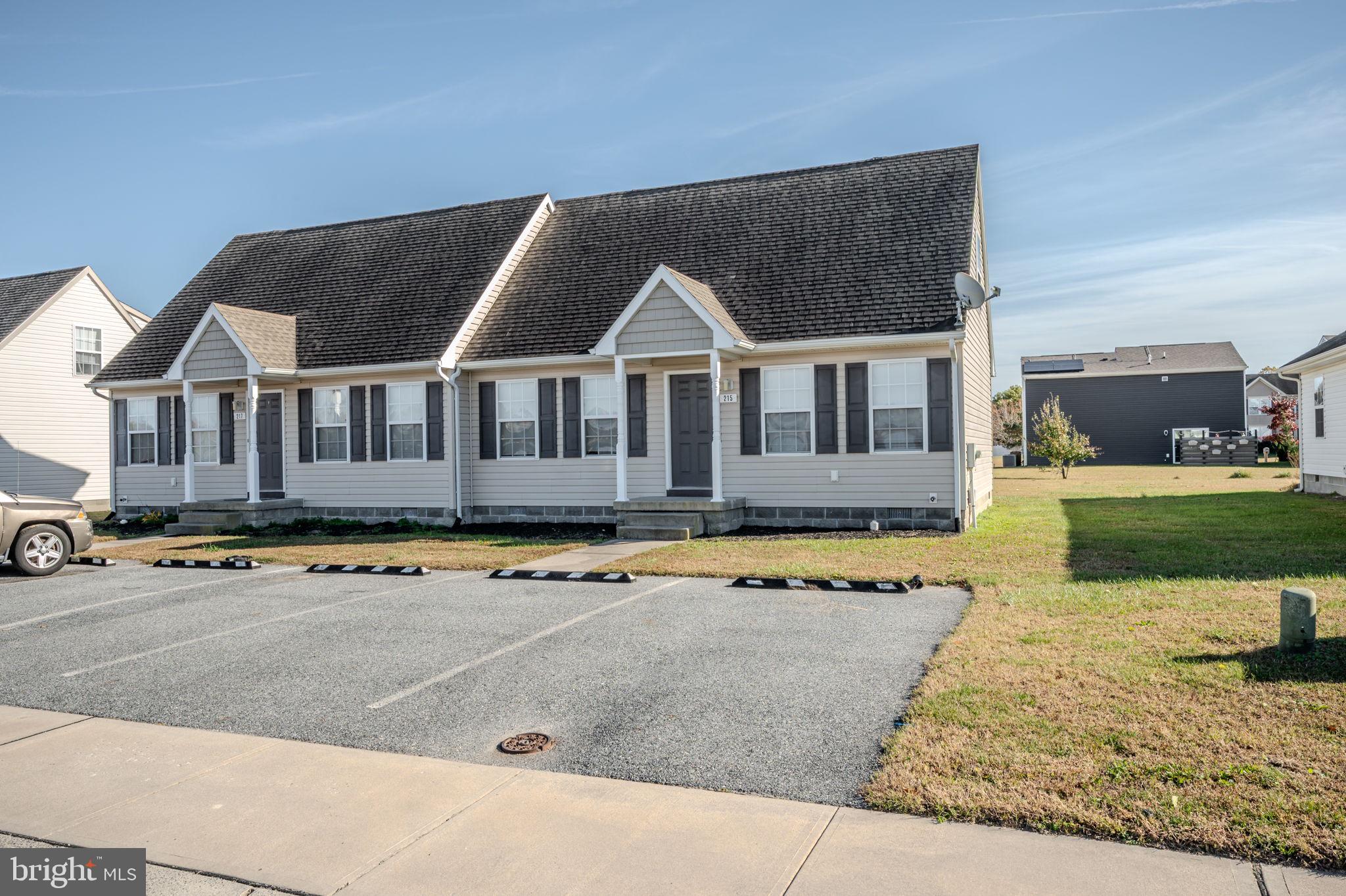 CEDAR COMMONS - Residential