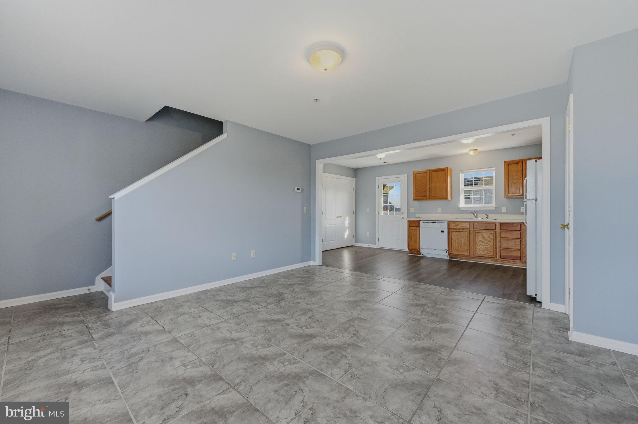 CEDAR COMMONS - Residential