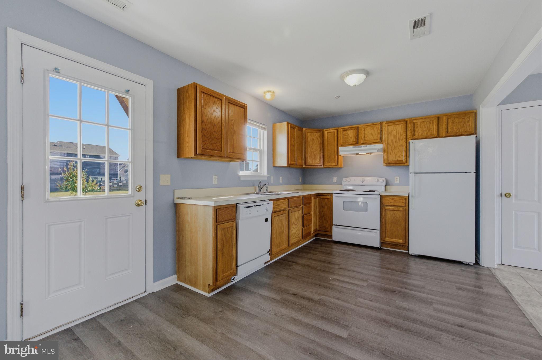 CEDAR COMMONS - Residential