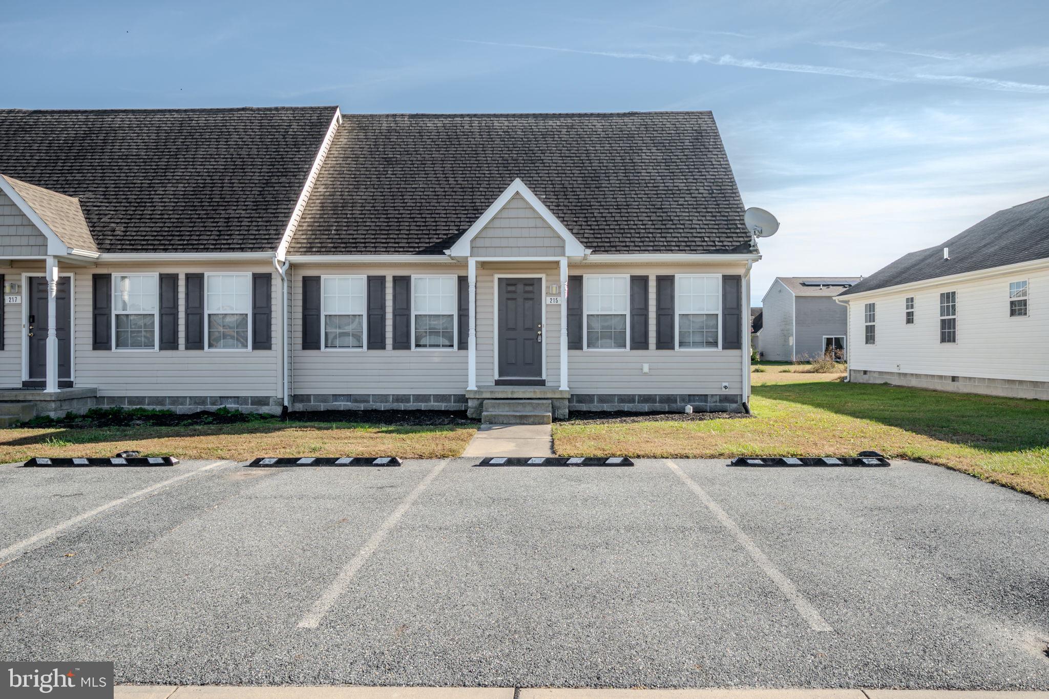 CEDAR COMMONS - Residential