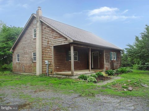 18 AIRPORT ROAD BETHEL PA 19507