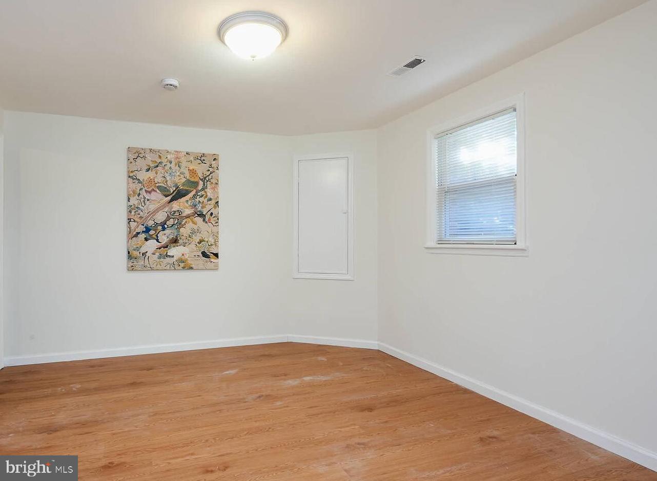 BETHESDA COURT - Residential