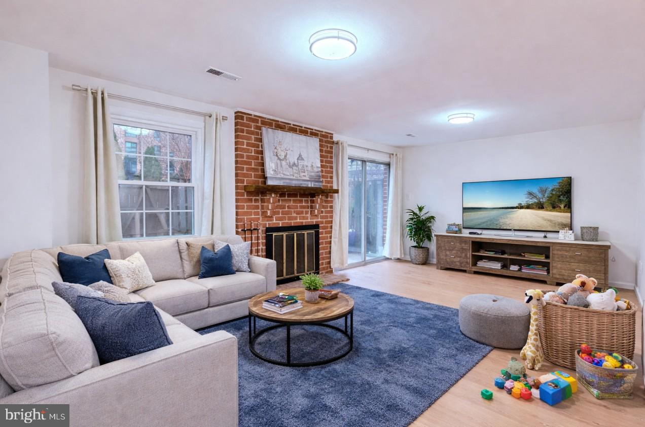 BETHESDA COURT - Residential