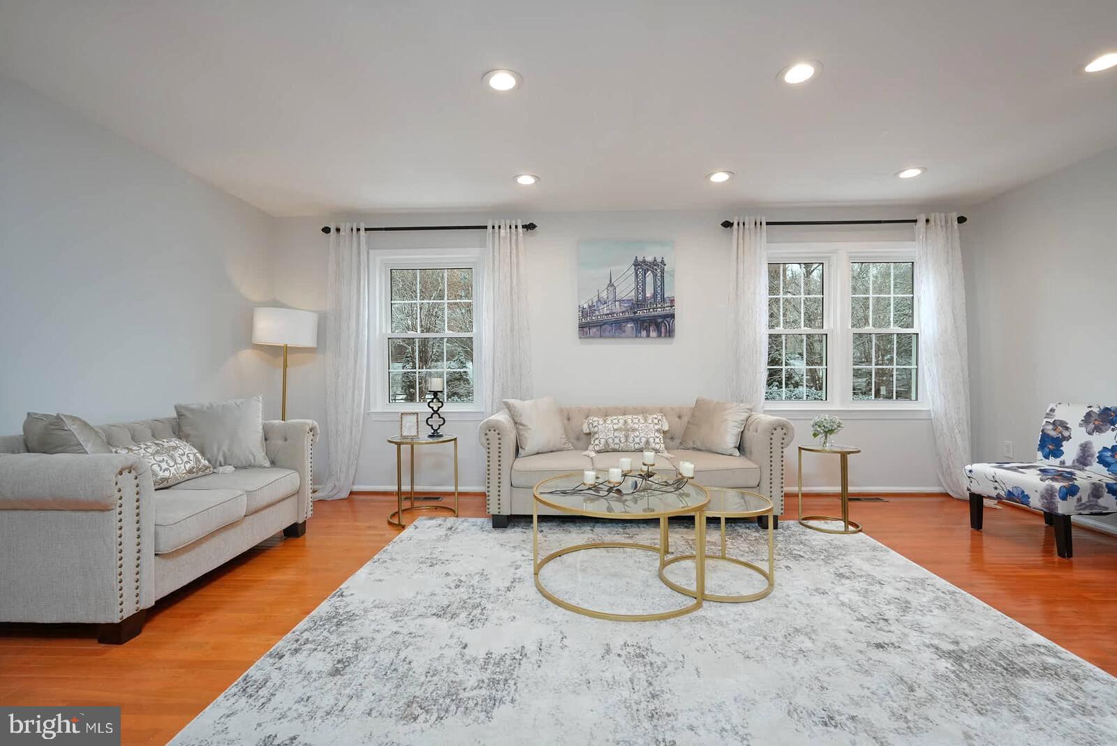 BETHESDA COURT - Residential