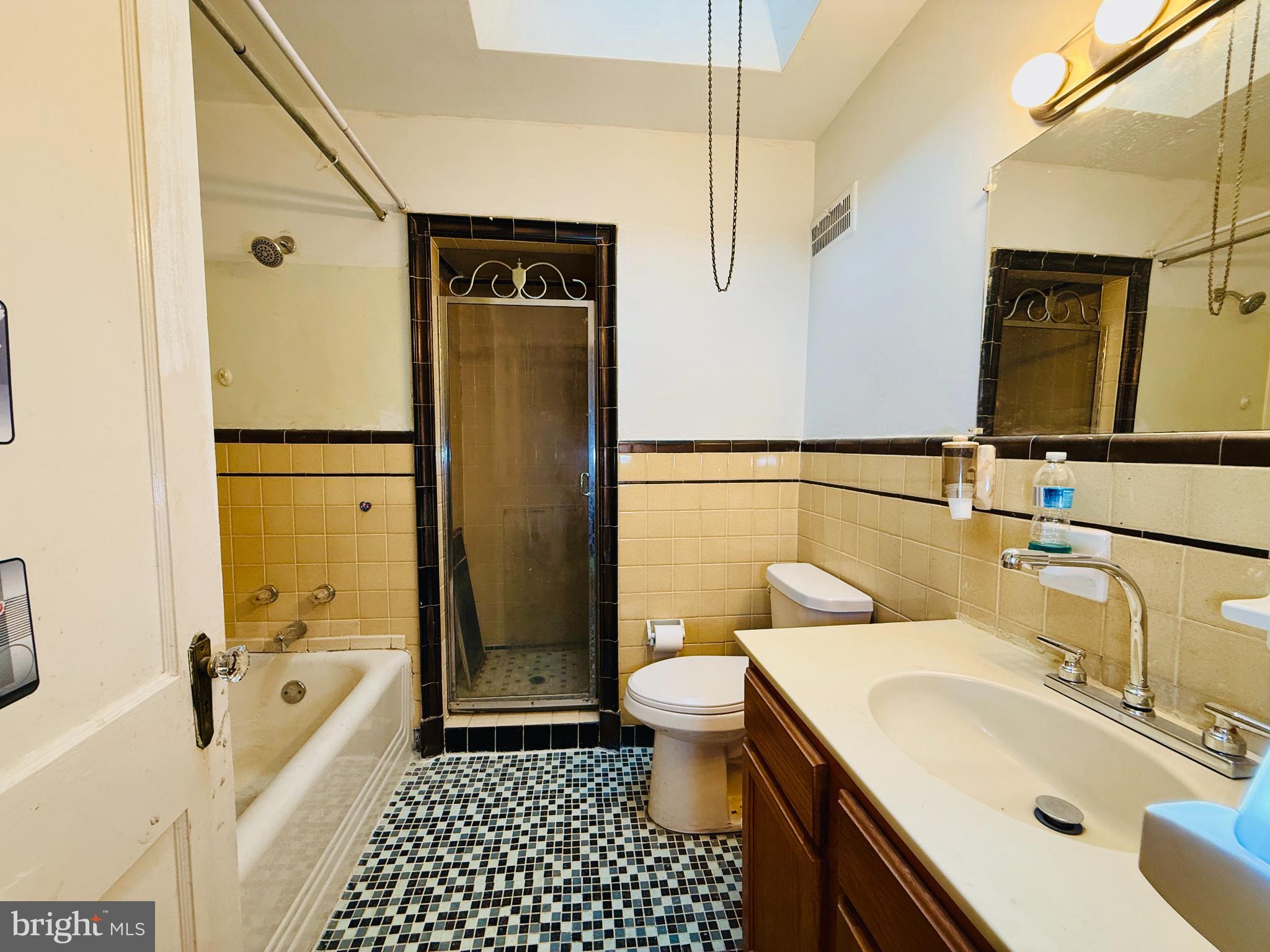 PHILADELPHIA - Residential