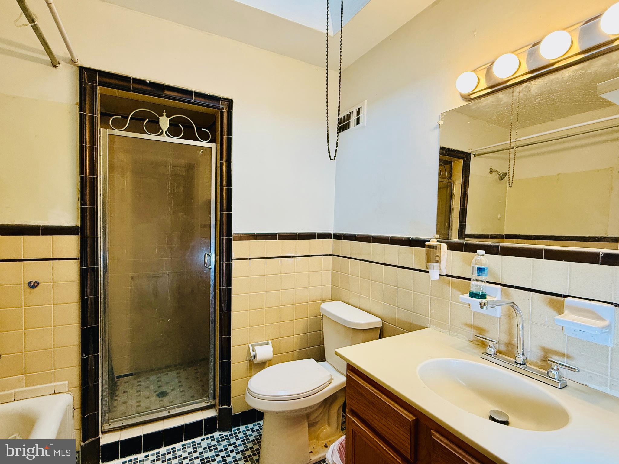 PHILADELPHIA - Residential