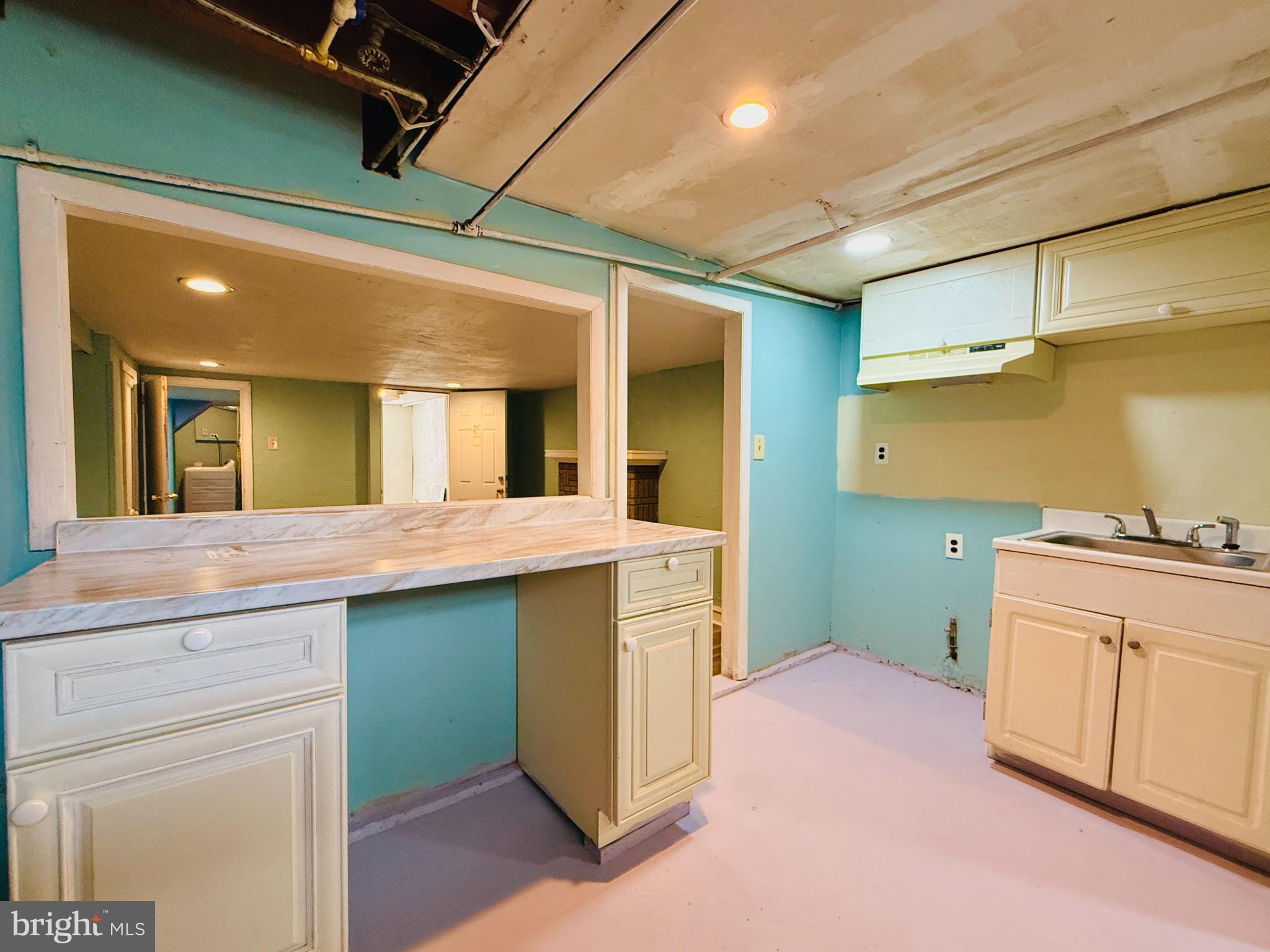 PHILADELPHIA - Residential