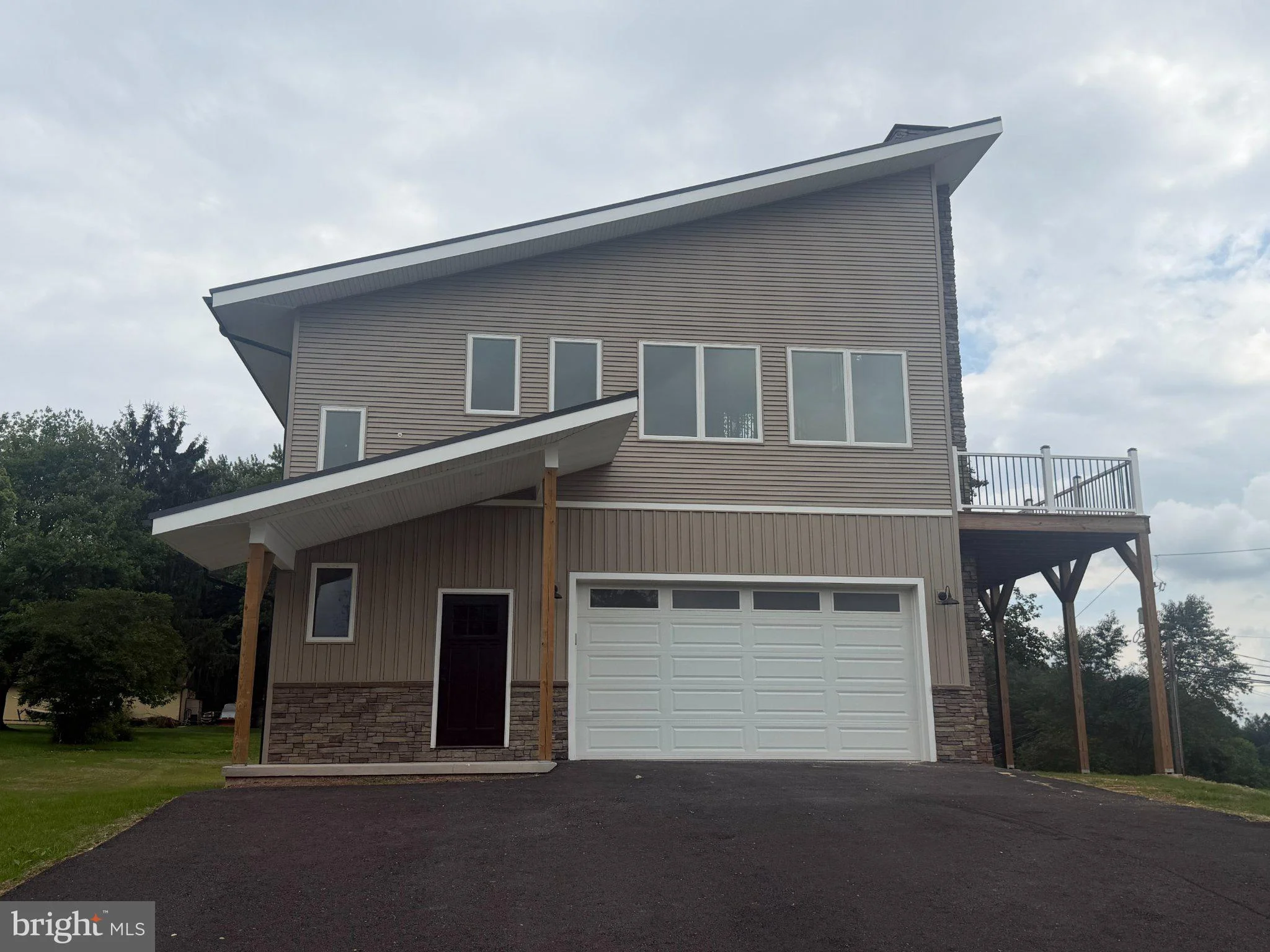 1875 Sitting Bull Drive, Auburn, PA, 17922