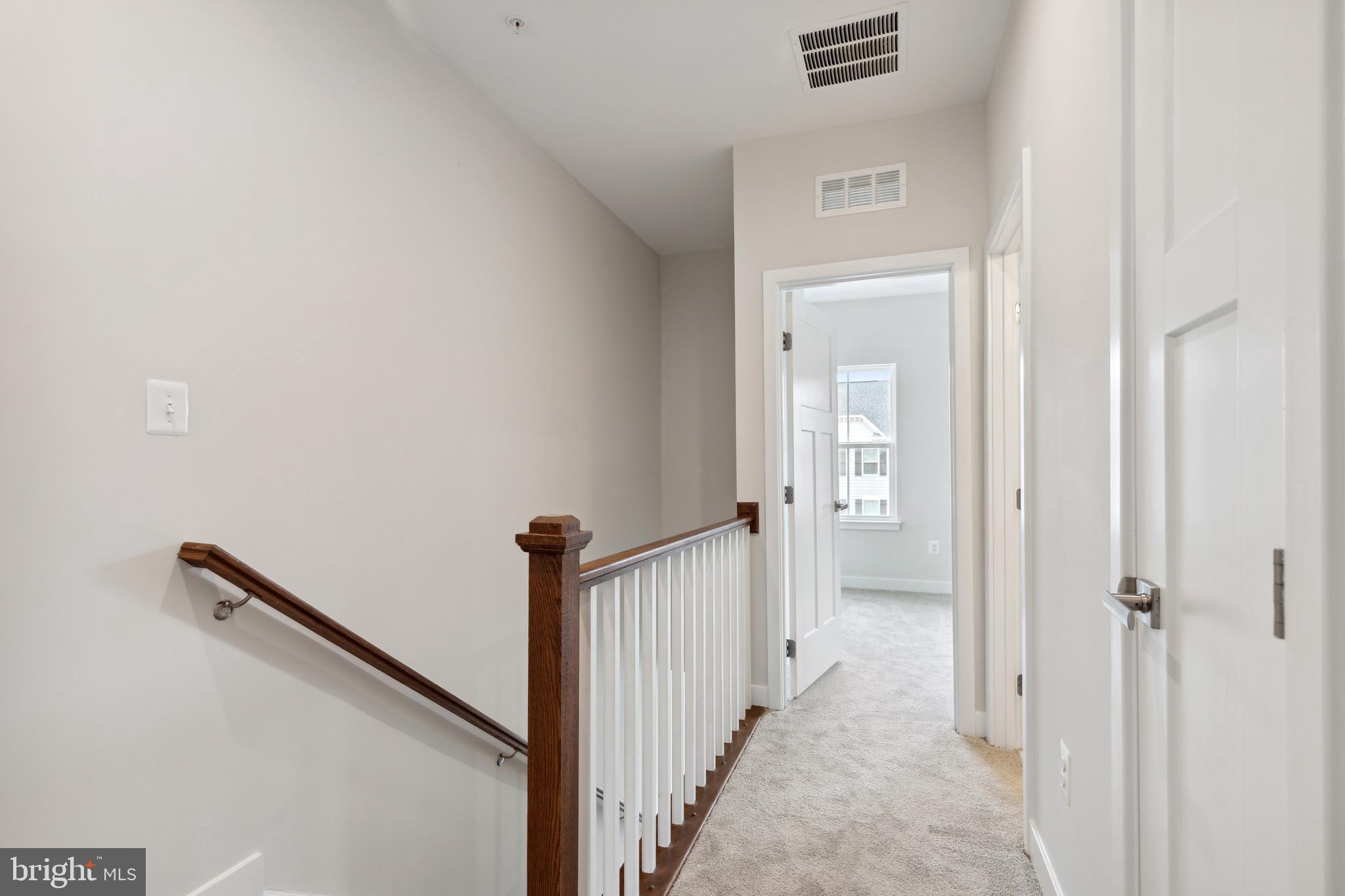 CREEKSIDE VILLAGE AT TANYARD SPRINGS - Residential