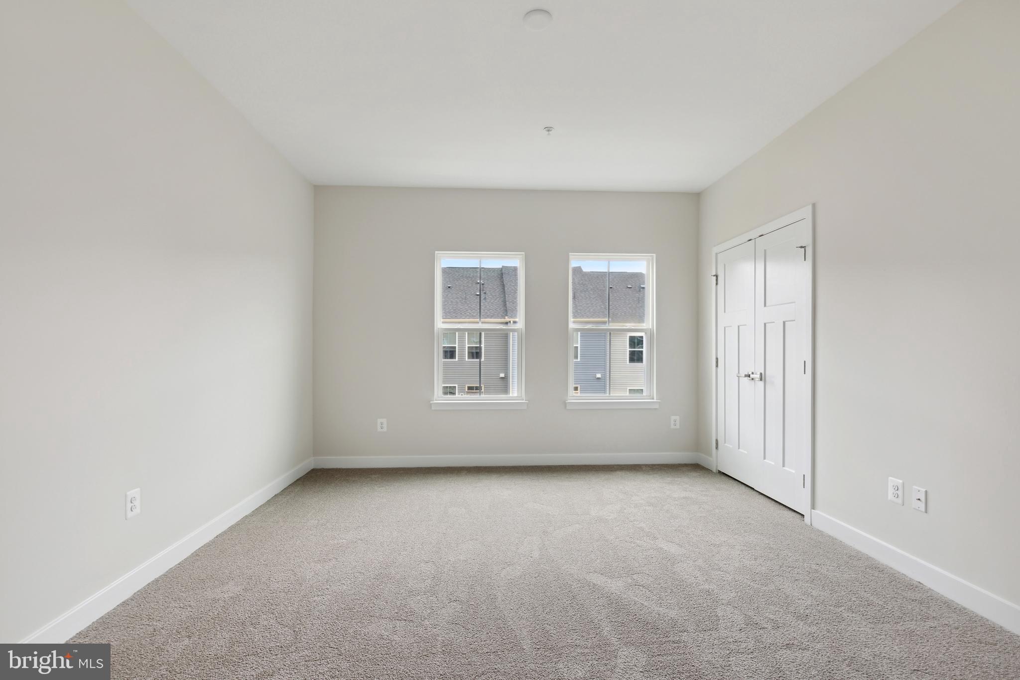 CREEKSIDE VILLAGE AT TANYARD SPRINGS - Residential